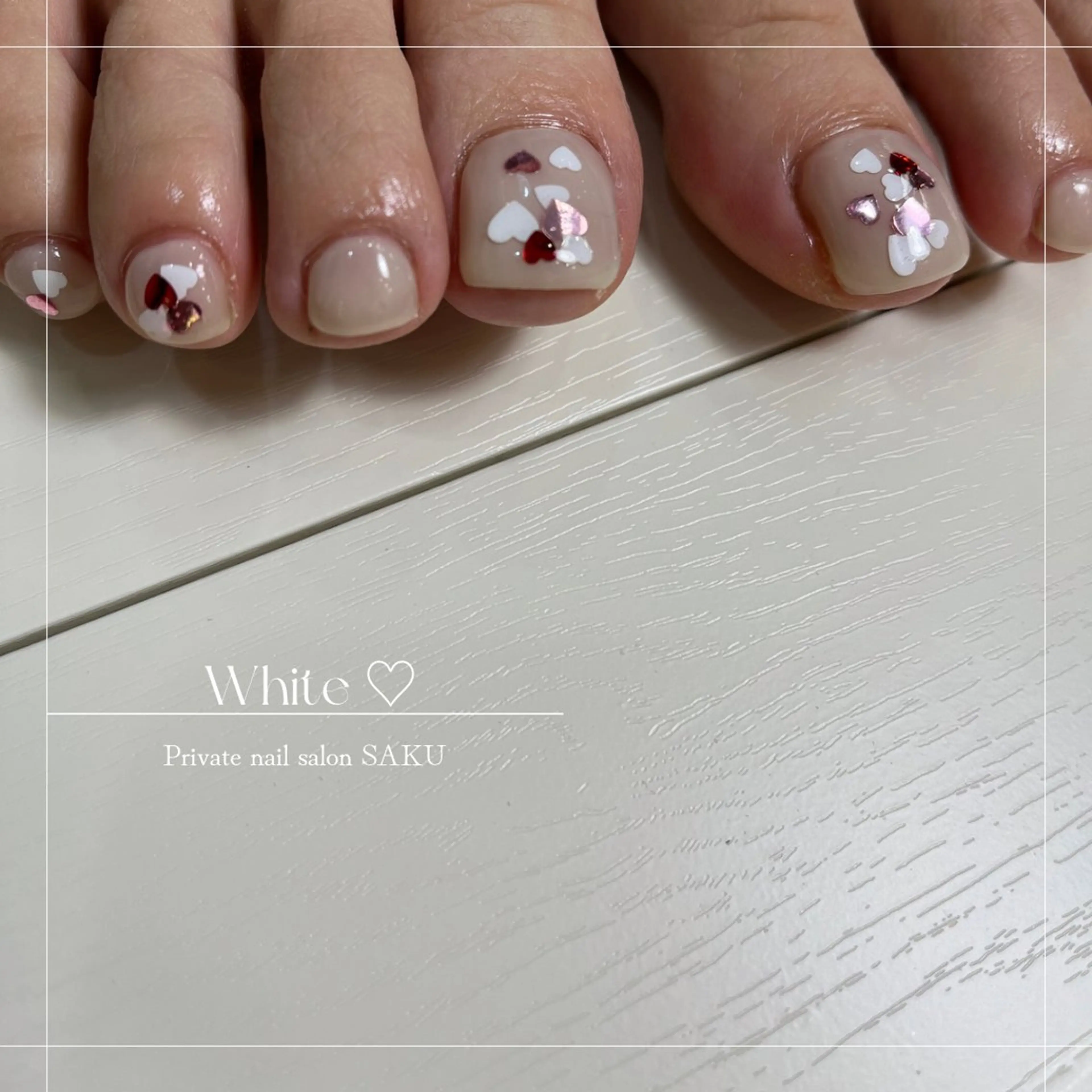 ネイル ニュアンスネイル シンプルネイル フットネイル SAKU  nail[サクネイル]所属・SAKU nail 作島茜のネイルデザイン