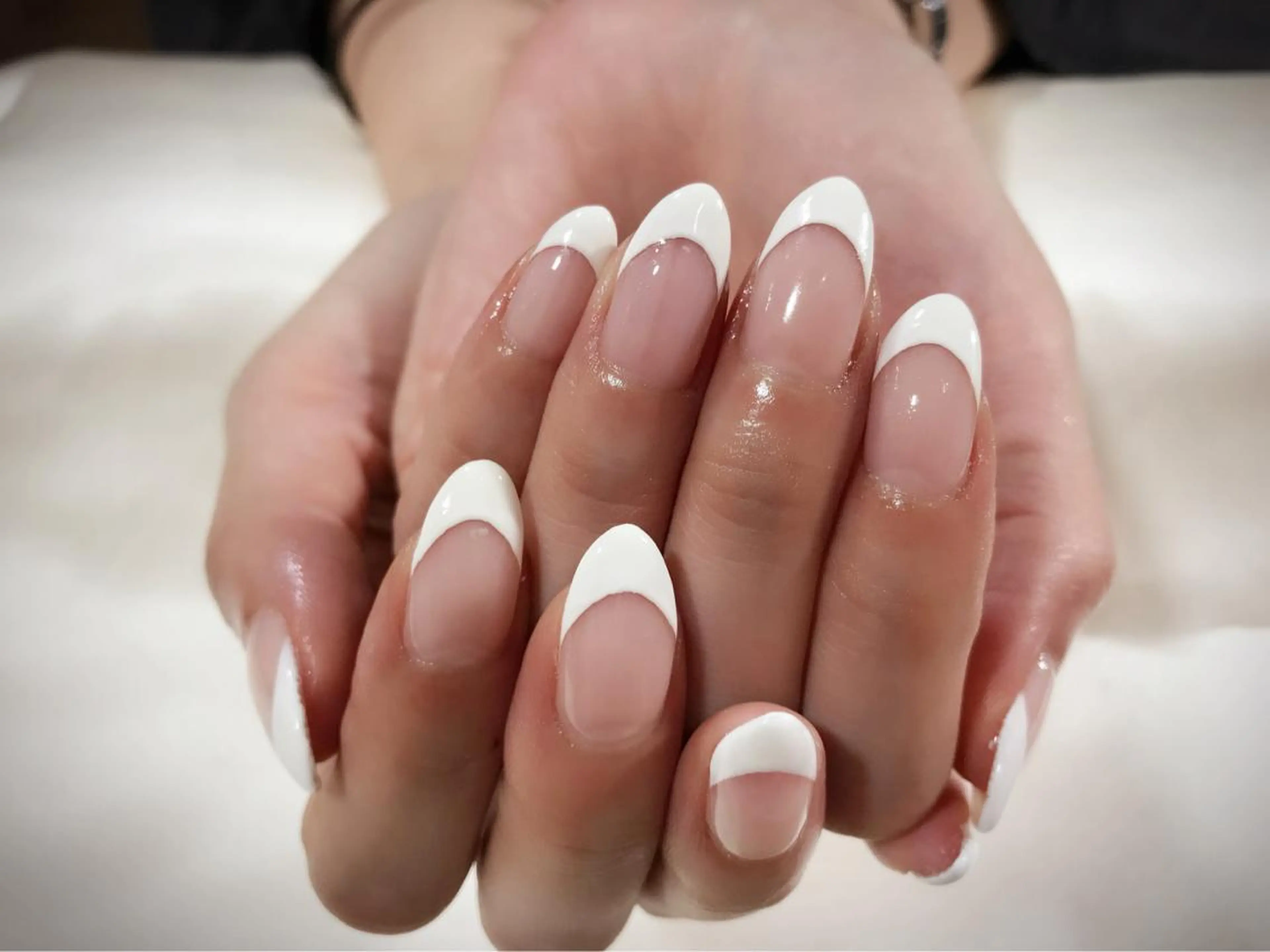 ネイル フレンチネイル nailartist lisaのネイルデザイン