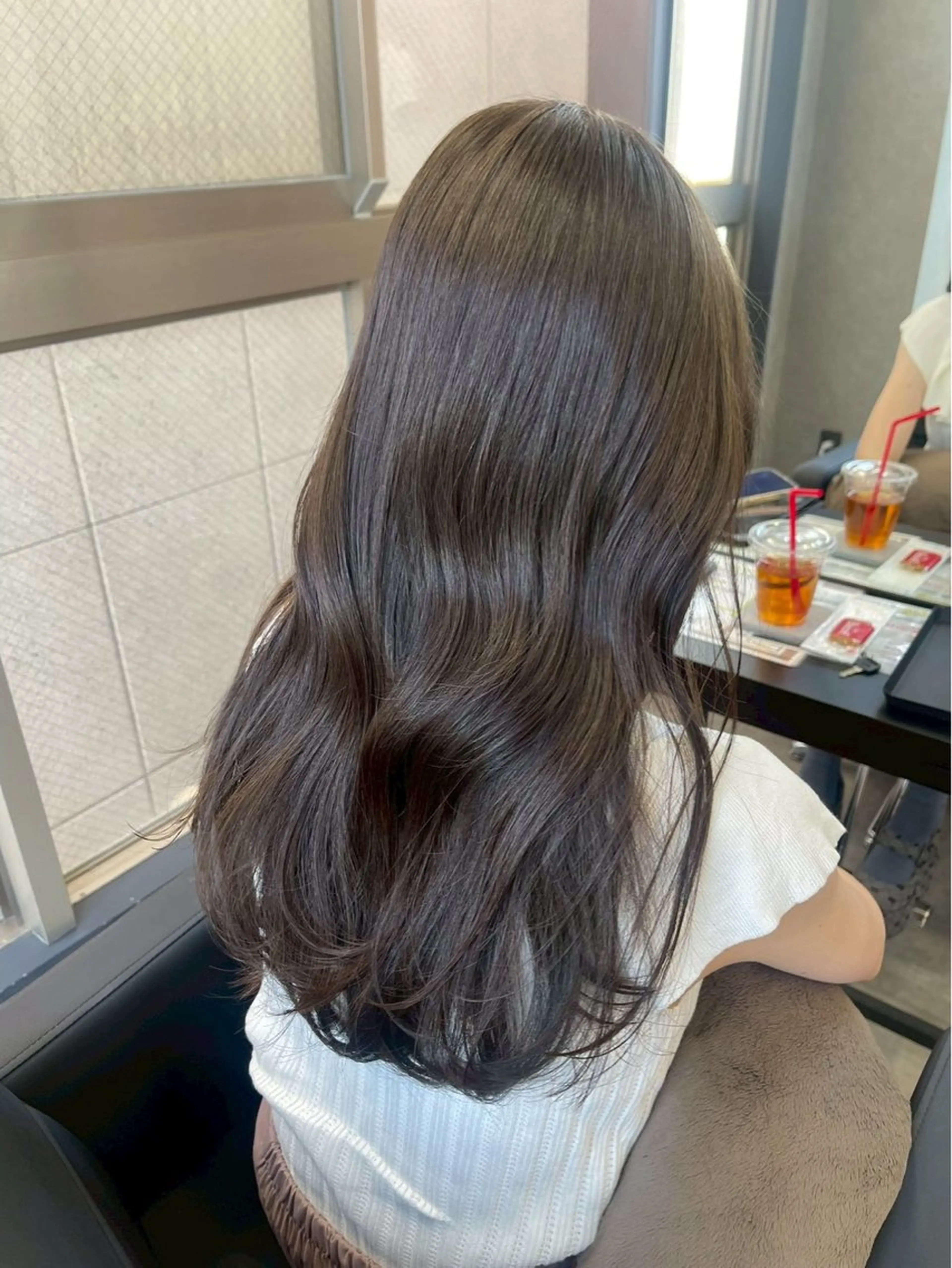 ロング カラー 𝗮𝘆𝘂𝗺𝗶 ハイトーン🎀のヘアスタイル