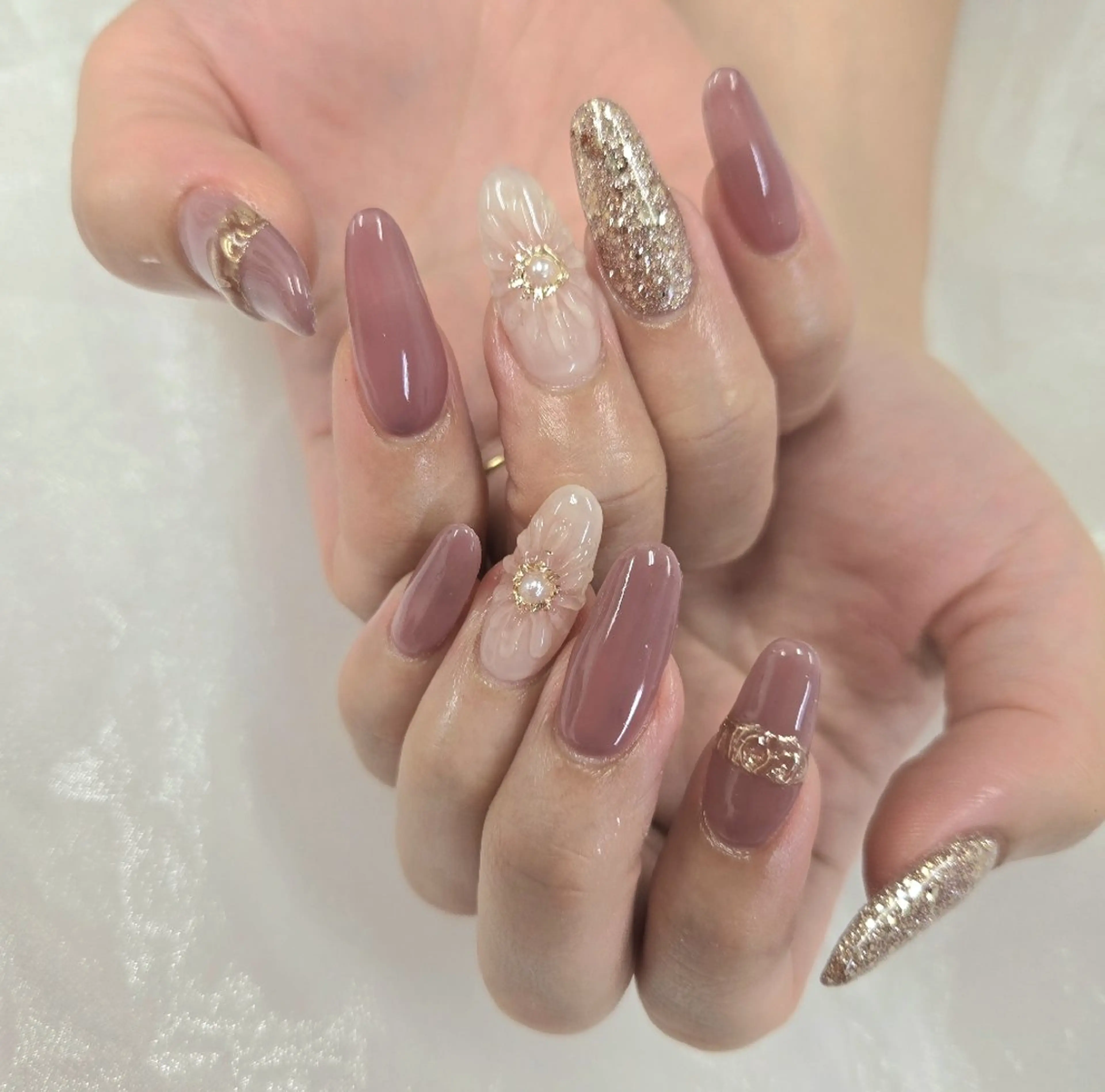 ネイル アートネイル オーロラネイル チークネイル 成人式 ジェルネイル ハンドネイル 河野ちえ (雑誌掲載サロン)のネイルデザイン