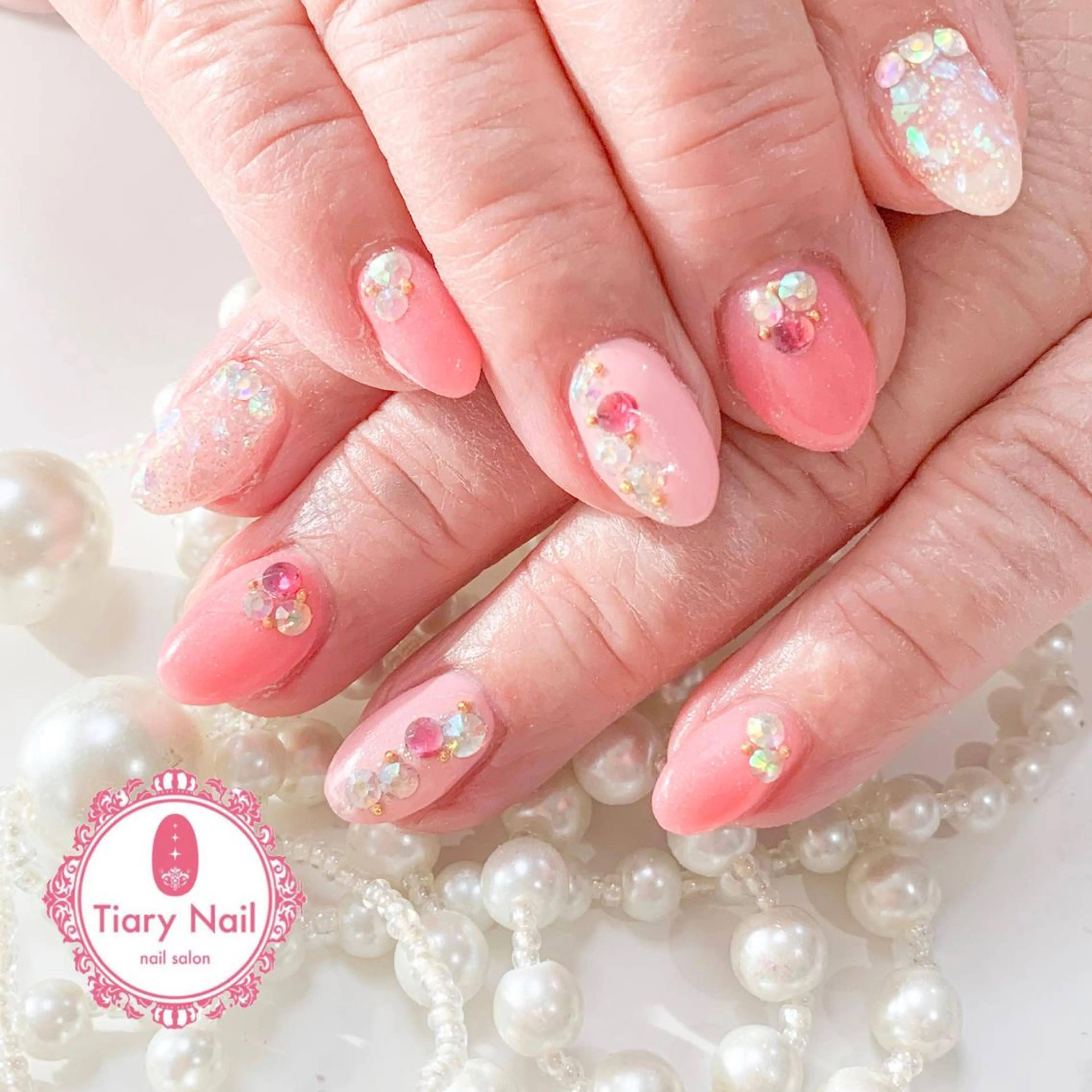 ネイル 桜ネイル 成人式 オフィスネイル ハンドネイル 💗🪽Tiary Nail🪽💗のネイルデザイン