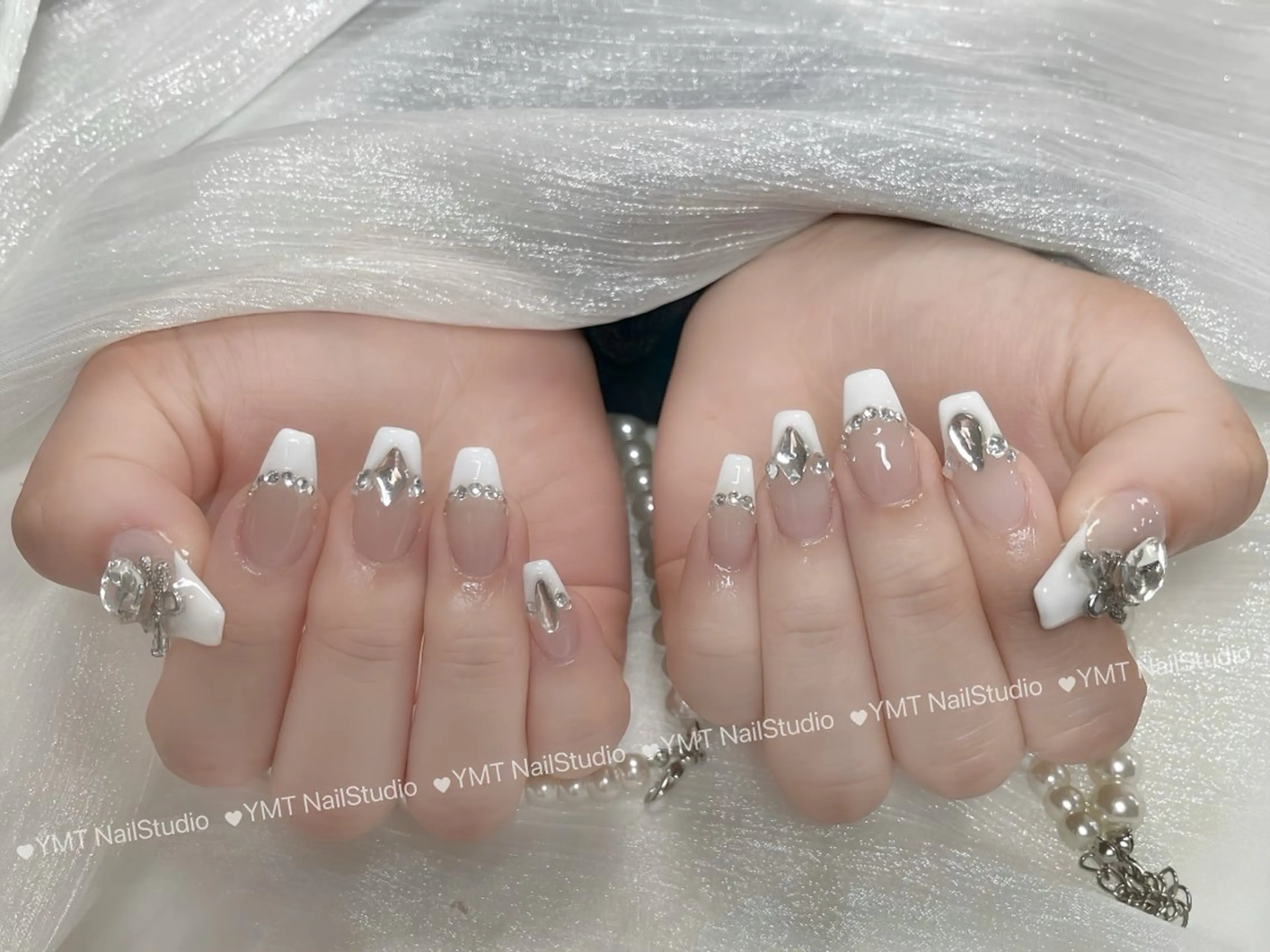 ネイル 長さ出し フットネイル ジェルネイル 韓国ネイル マグネットネイル ハンドネイル YMT． NailStudioのネイルデザイン