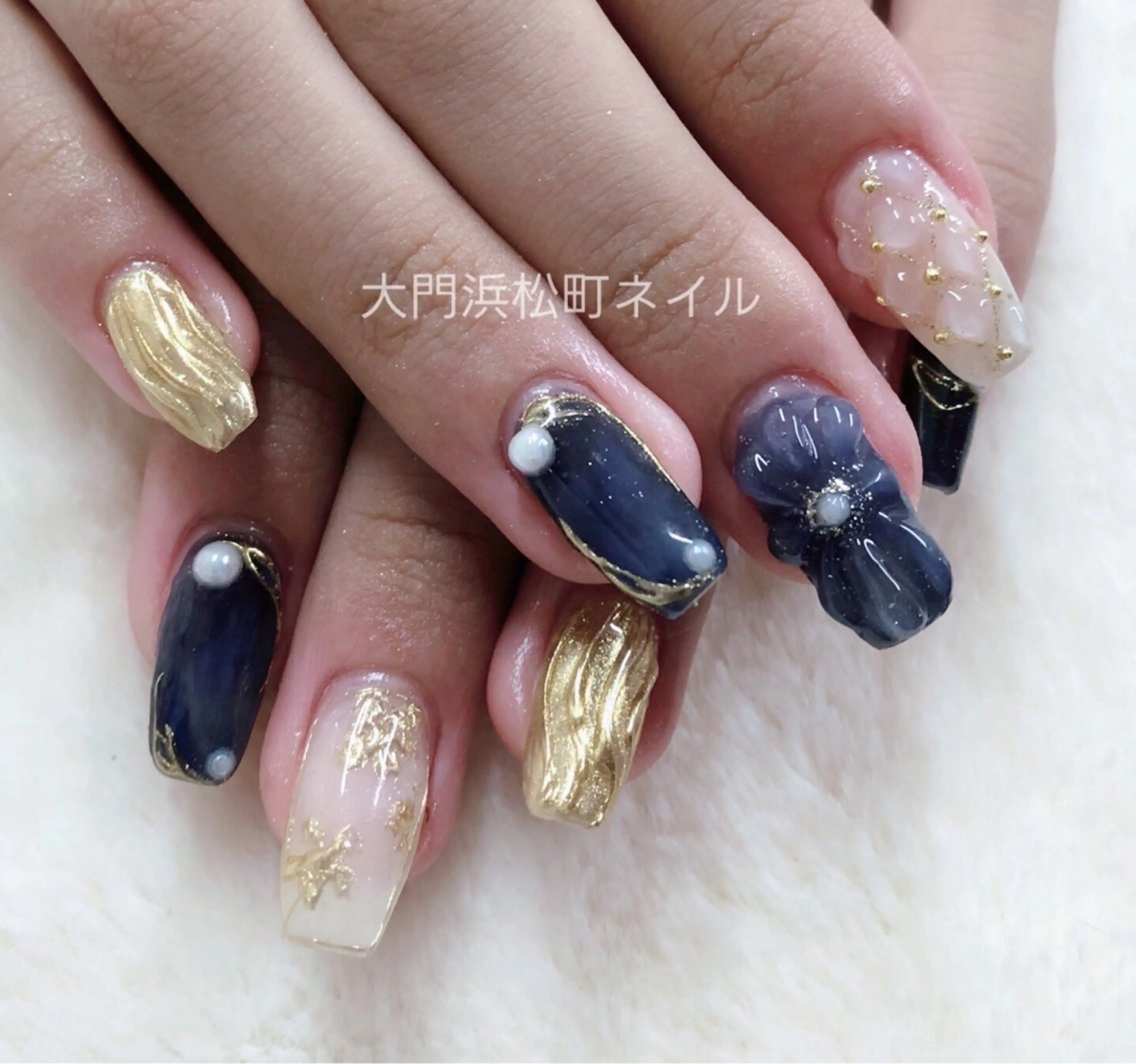 ネイル フットネイル ゴールド ゴージャス ハロウィン マグネットネイル ハンドネイル ハンドケア 大門浜松町 ネイルのネイルデザイン