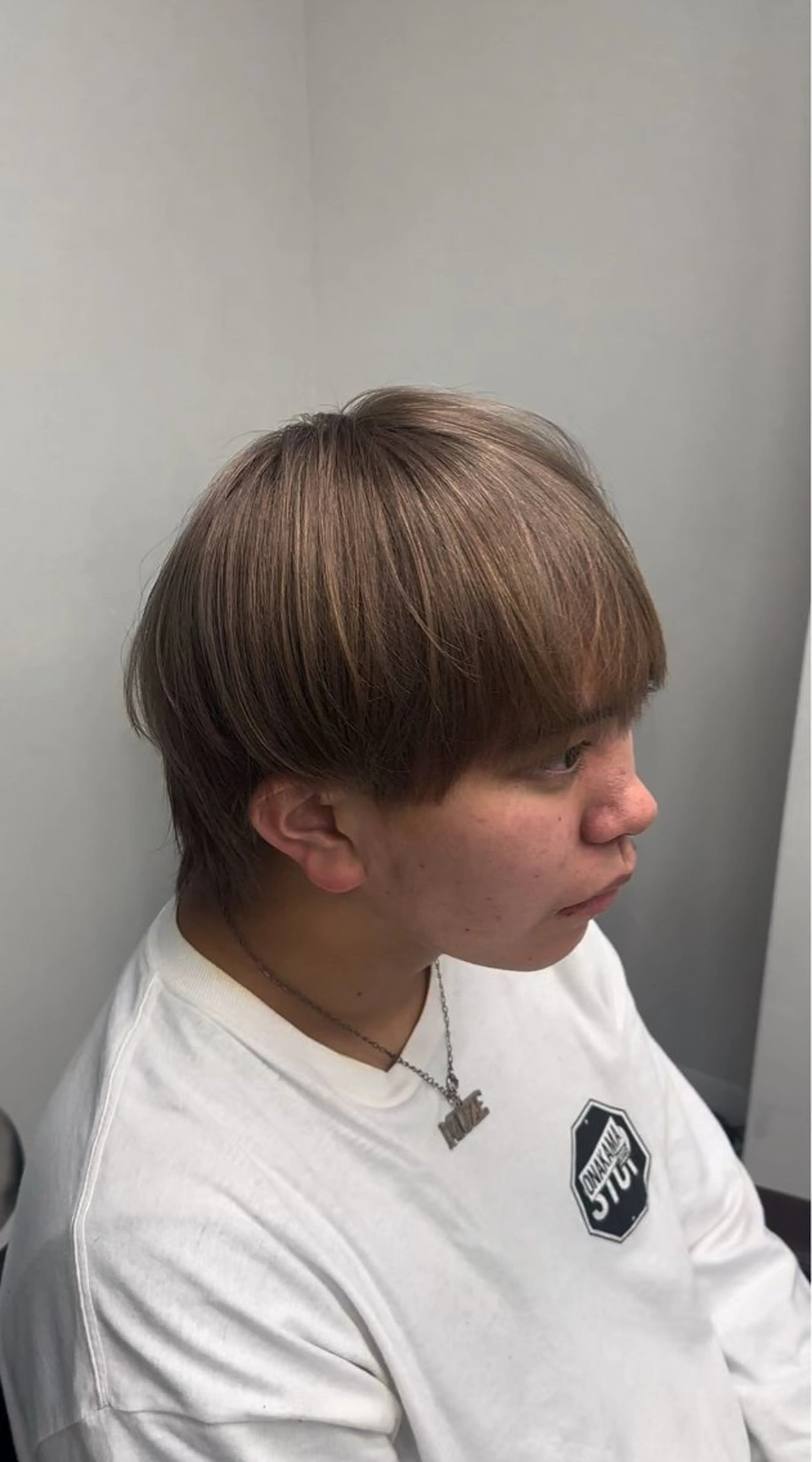 カラー メンズ カット ヘアカラー ニュアンス/フェザー /ウルフ/伶馬のヘアスタイル