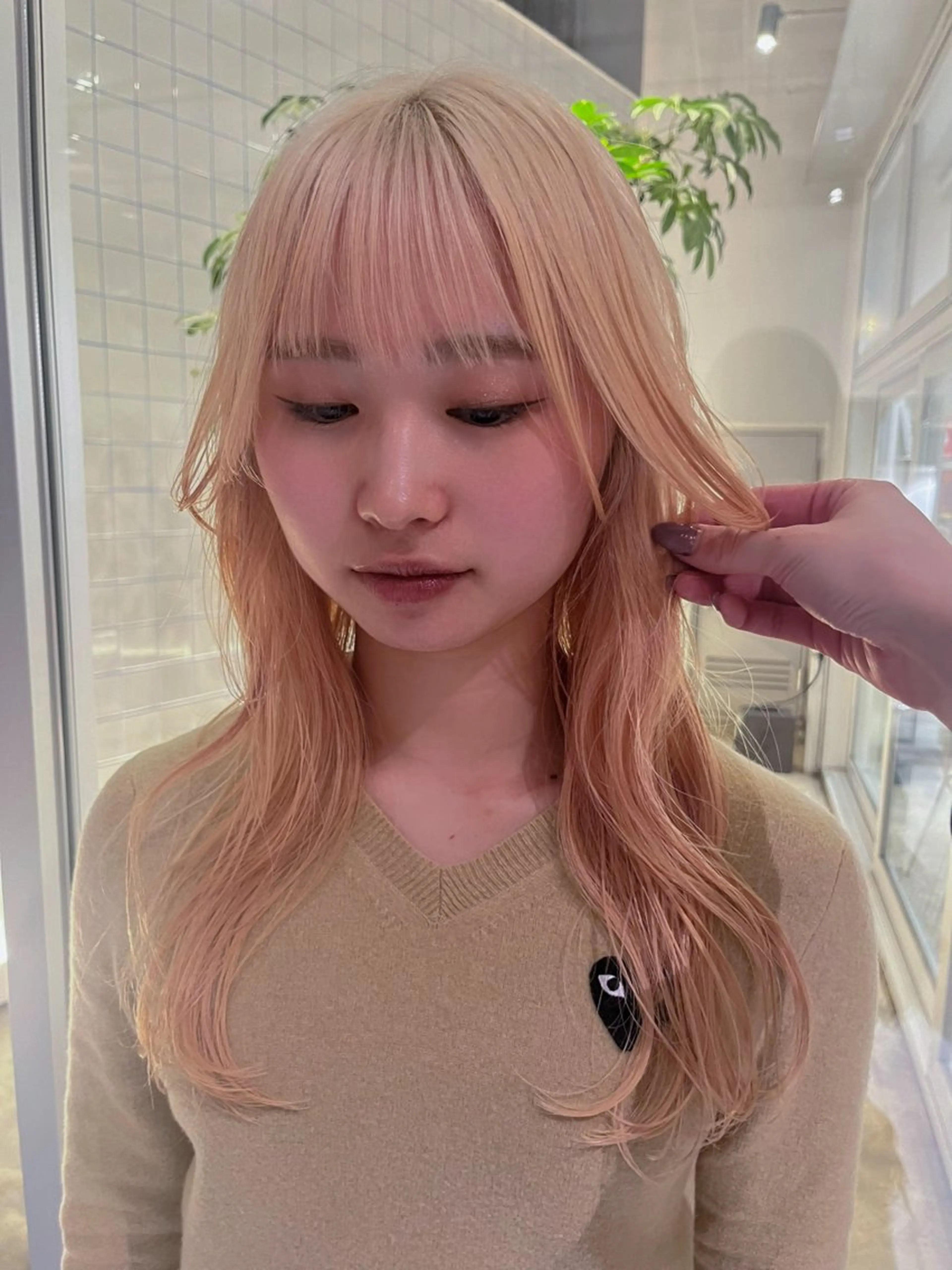 ロング 愛瑠奈 erunaのヘアスタイル