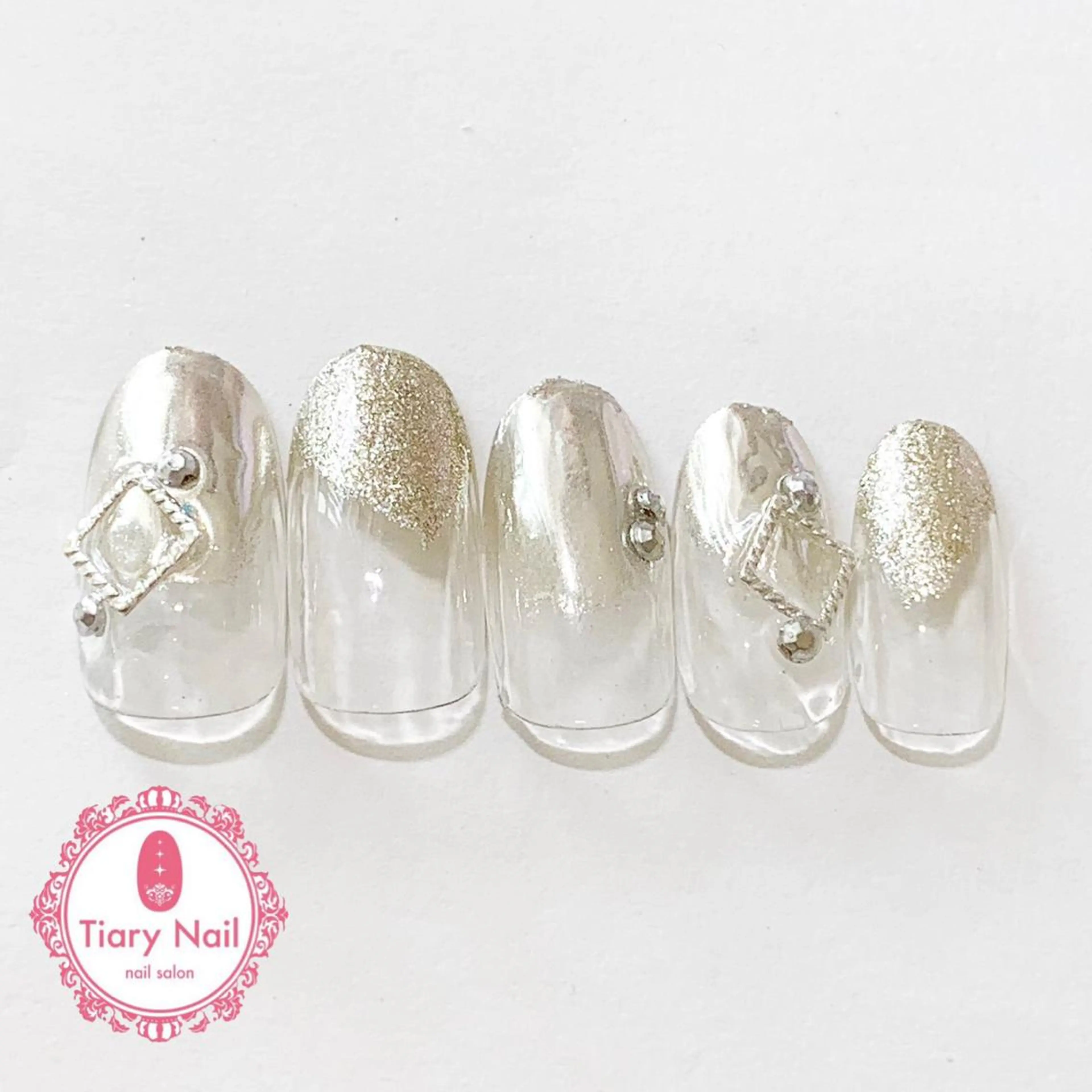 ネイル tiarynail K K🐼のネイルデザイン