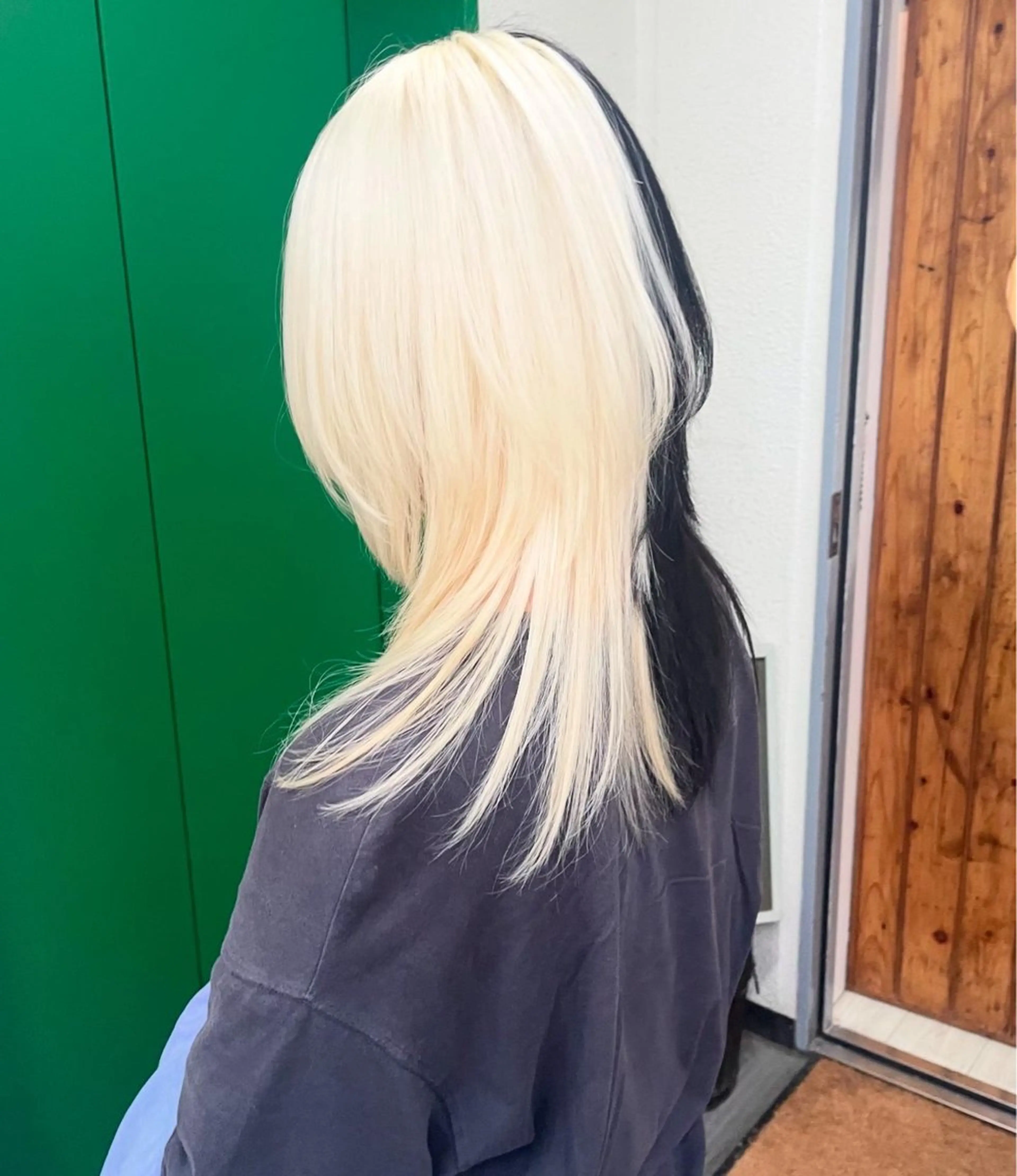 セミロング カラー ヘアアレンジ 艶髪 🦋CON🦋のヘアスタイル