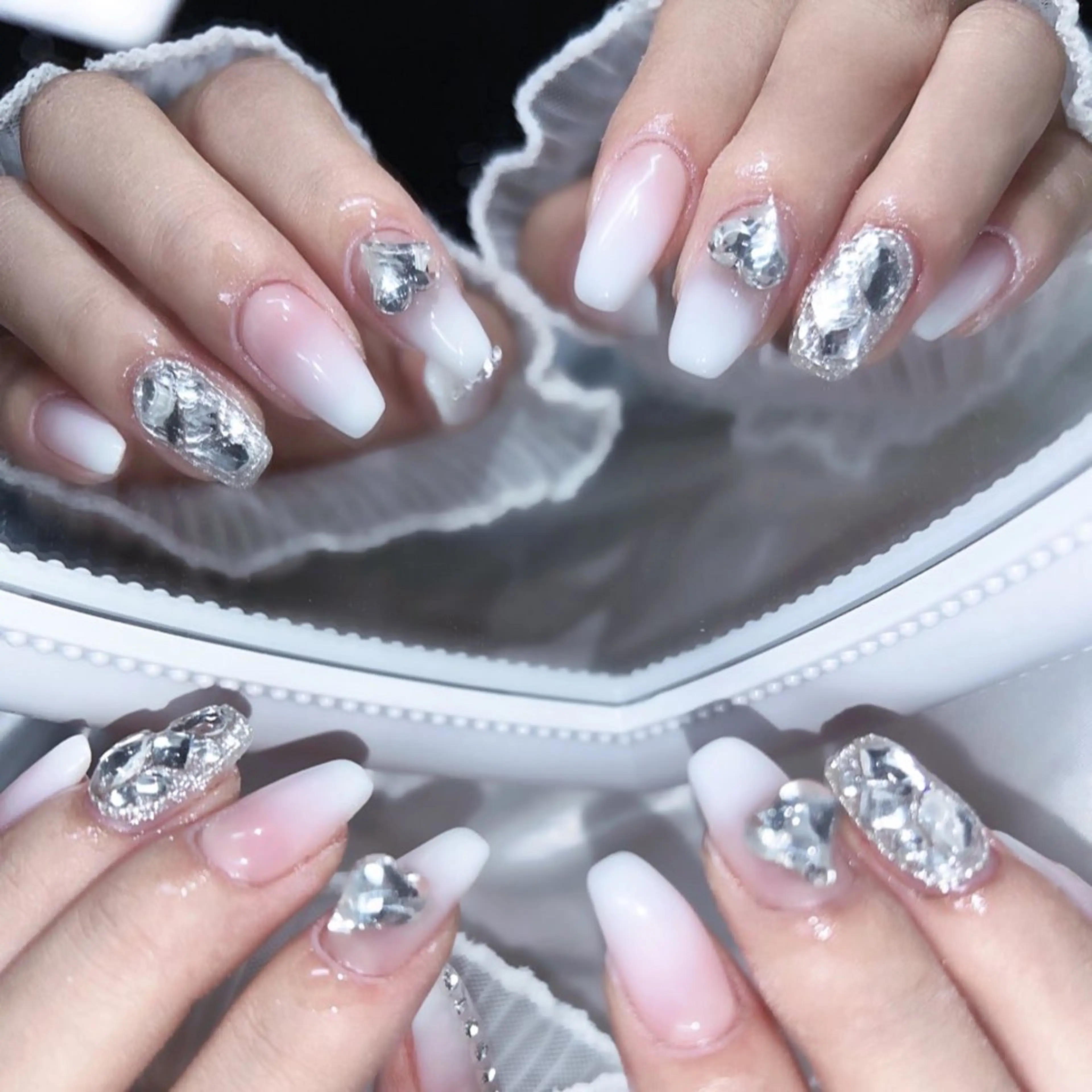 ネイル ハンドネイル merci nailのネイルデザイン