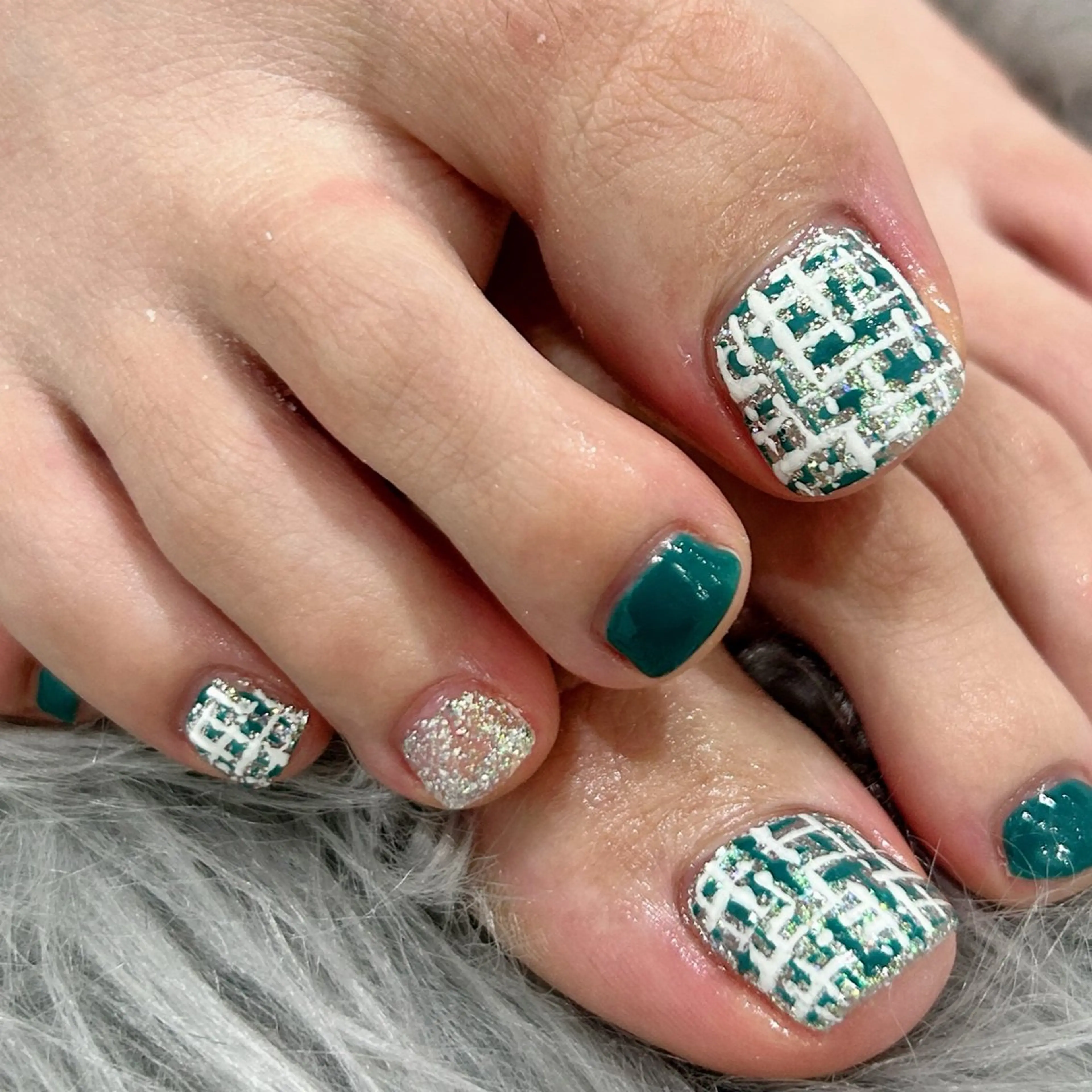 ネイル はあとねいる筑紫口店 Hitomiのネイルデザイン