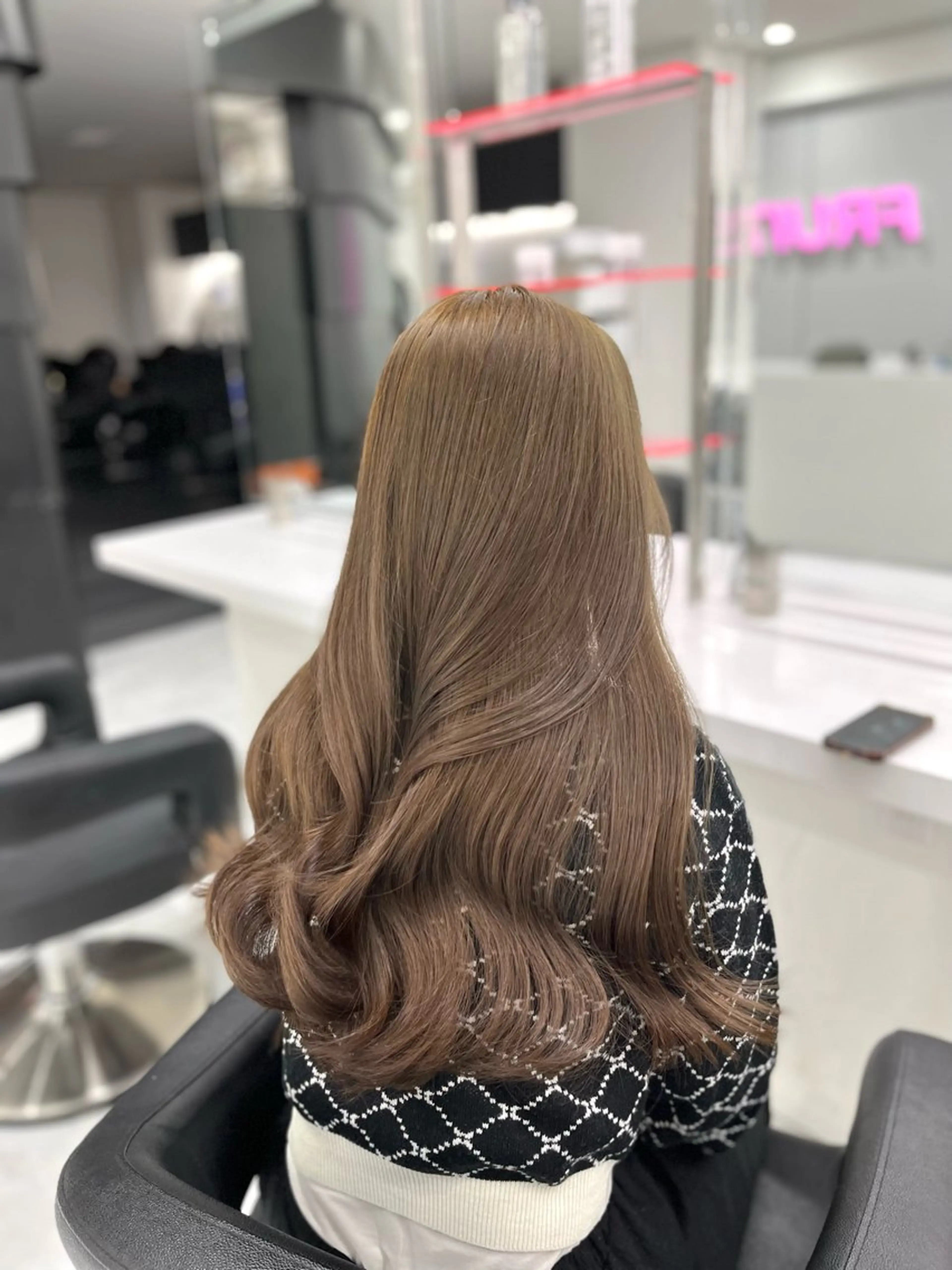 ロング ヘアカラー トリートメント ヘッドスパ 淡色カラー 🫧NAOYA 🫧のヘアスタイル