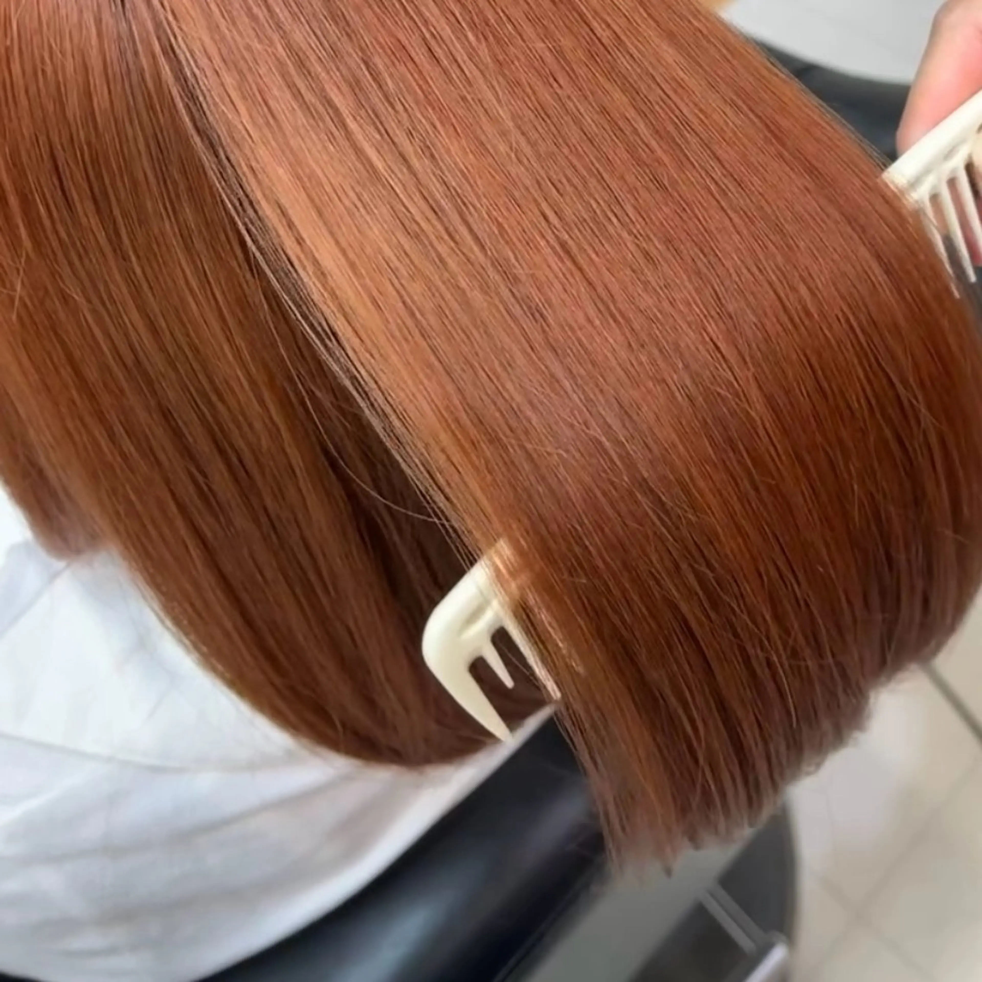 ミディアム カラー mi kaのヘアスタイル