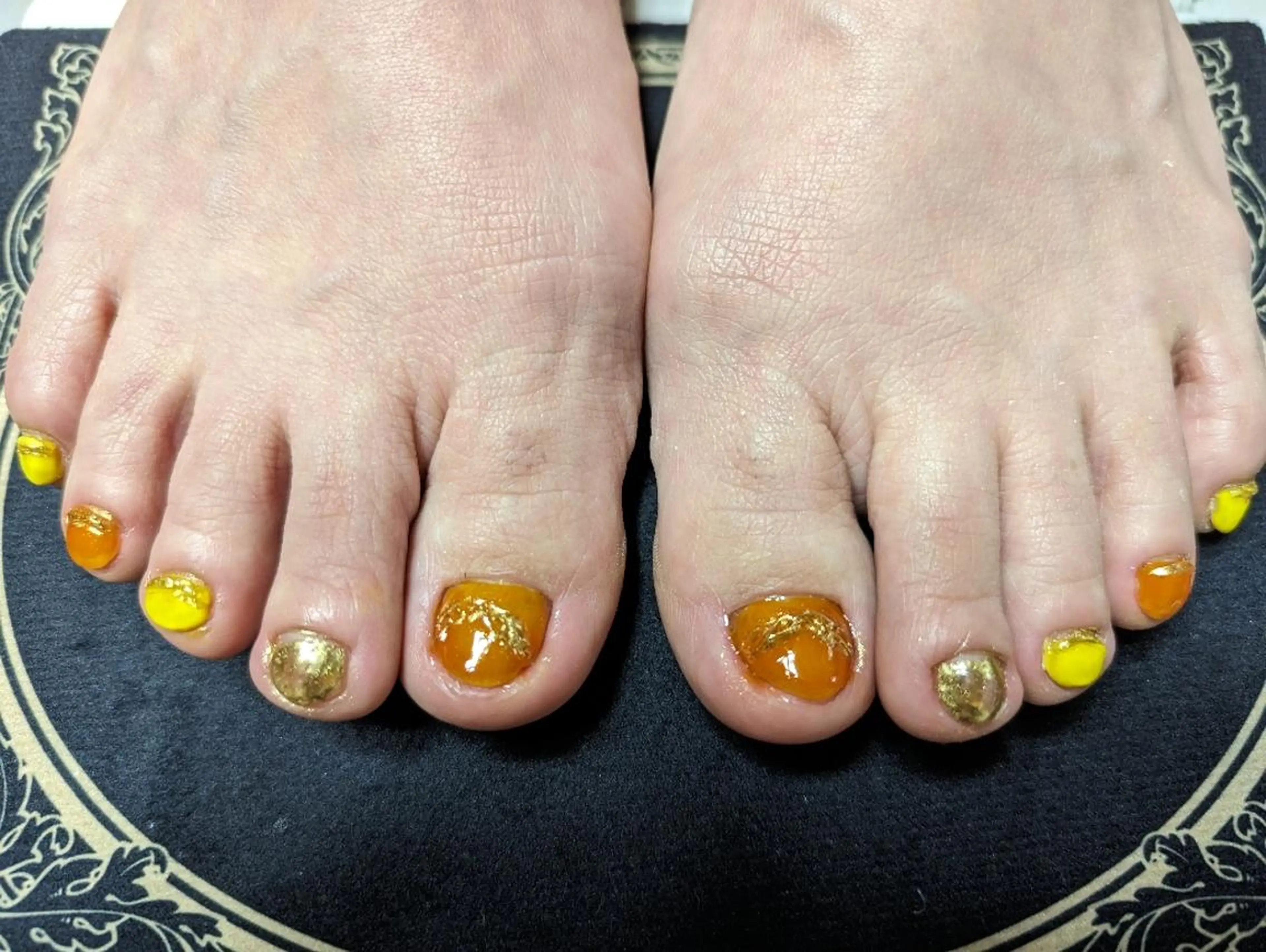 ネイル フットネイル ミラーネイル ✨ameru✨ nailsalonのネイルデザイン