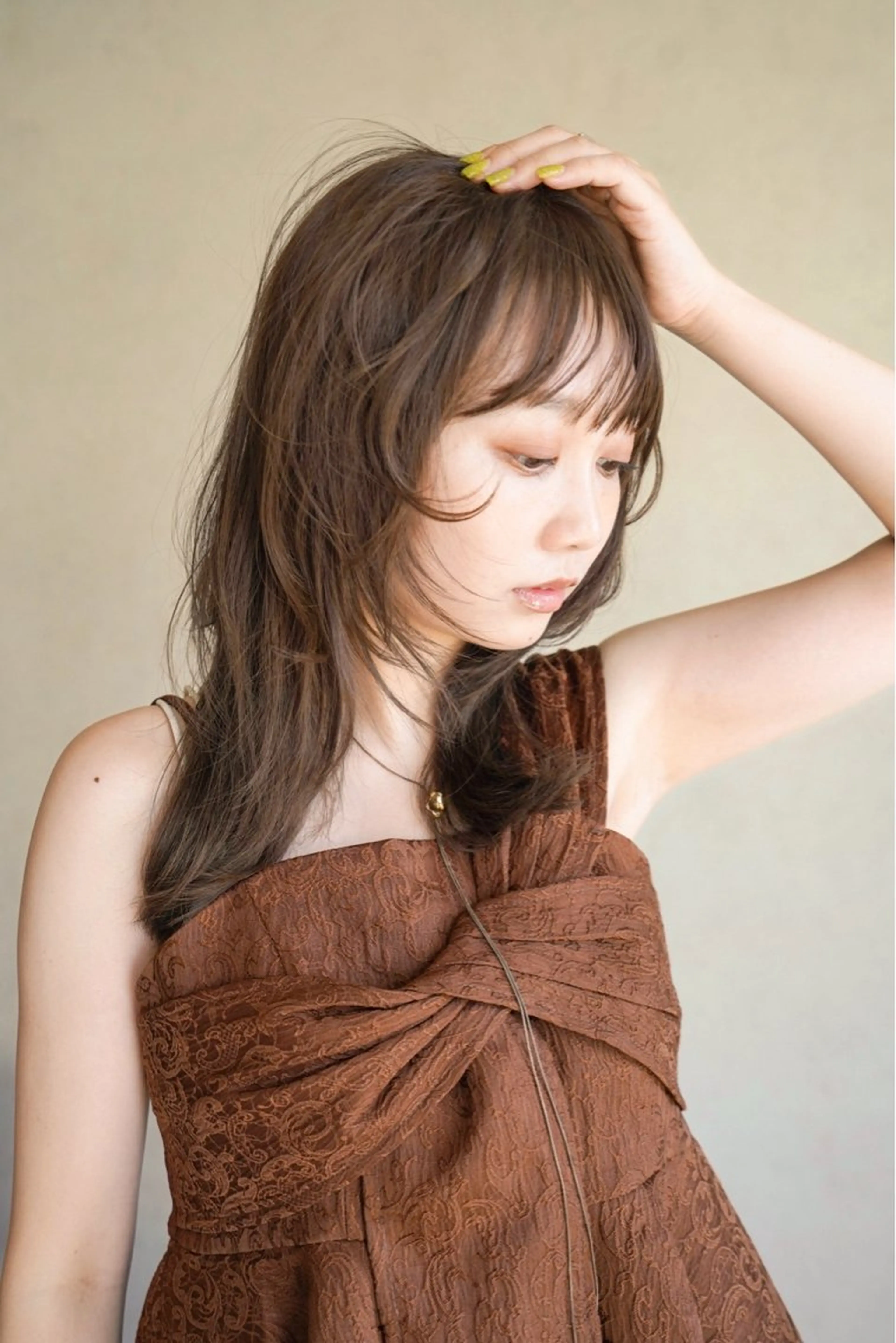 ロング ヘアカラー 🤍yura🤍池袋 レイヤー似合わせのヘアスタイル