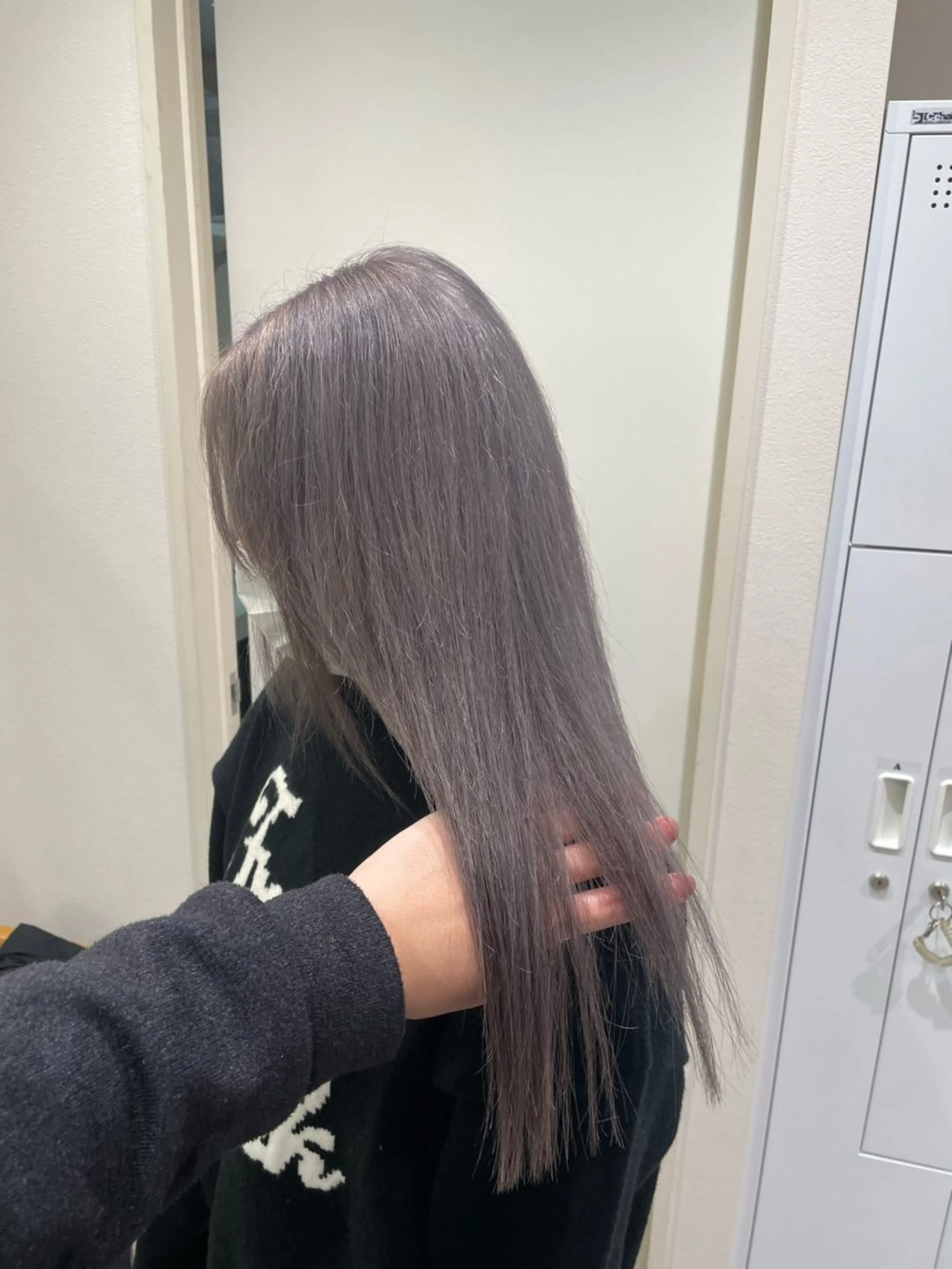 ロング ヘアカラー トリートメント ENN藤本 大輝艶感カラーのヘアスタイル