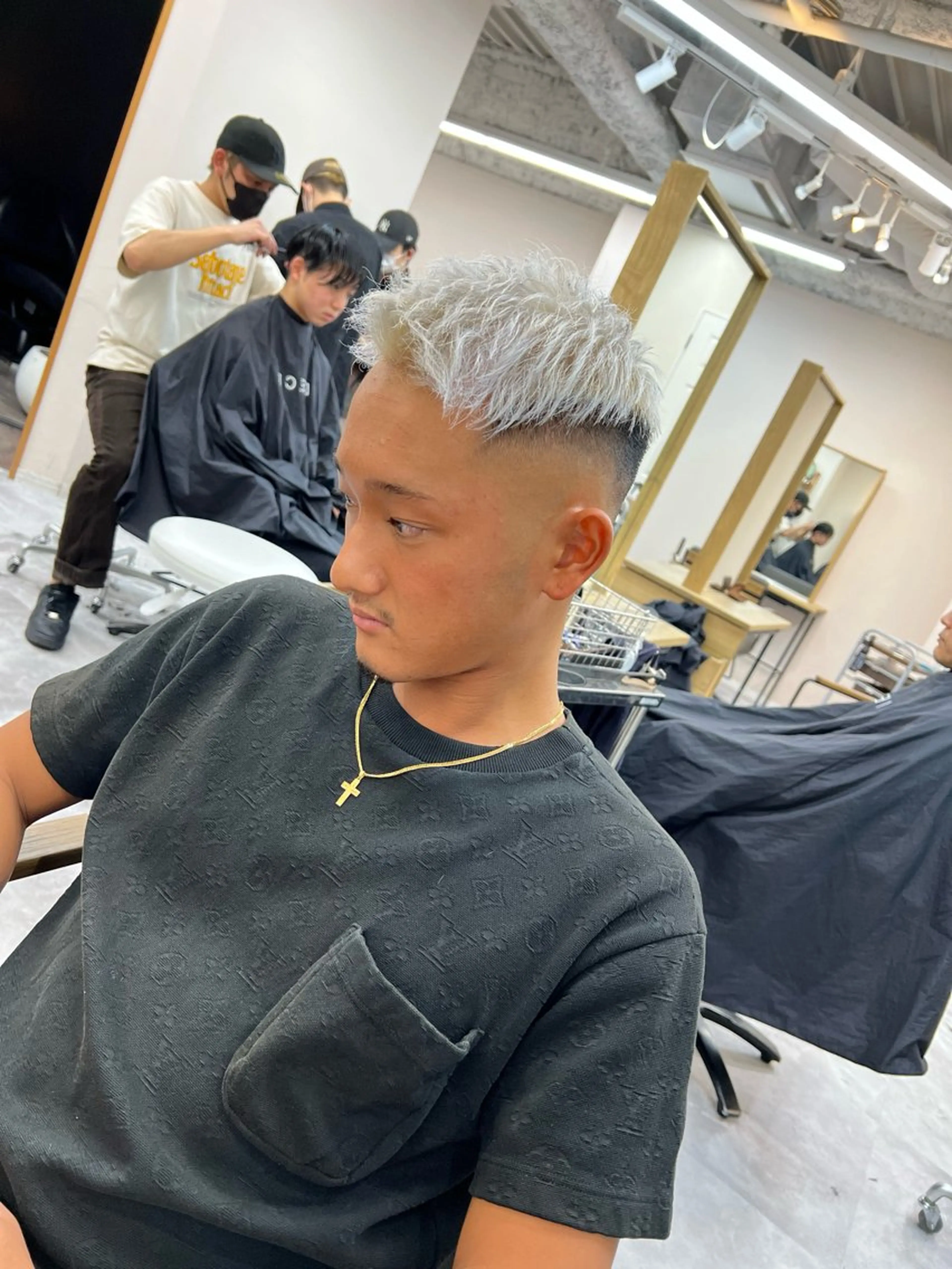 ショート カラー 渋谷 【メンズ特化】ナゴムのヘアスタイル