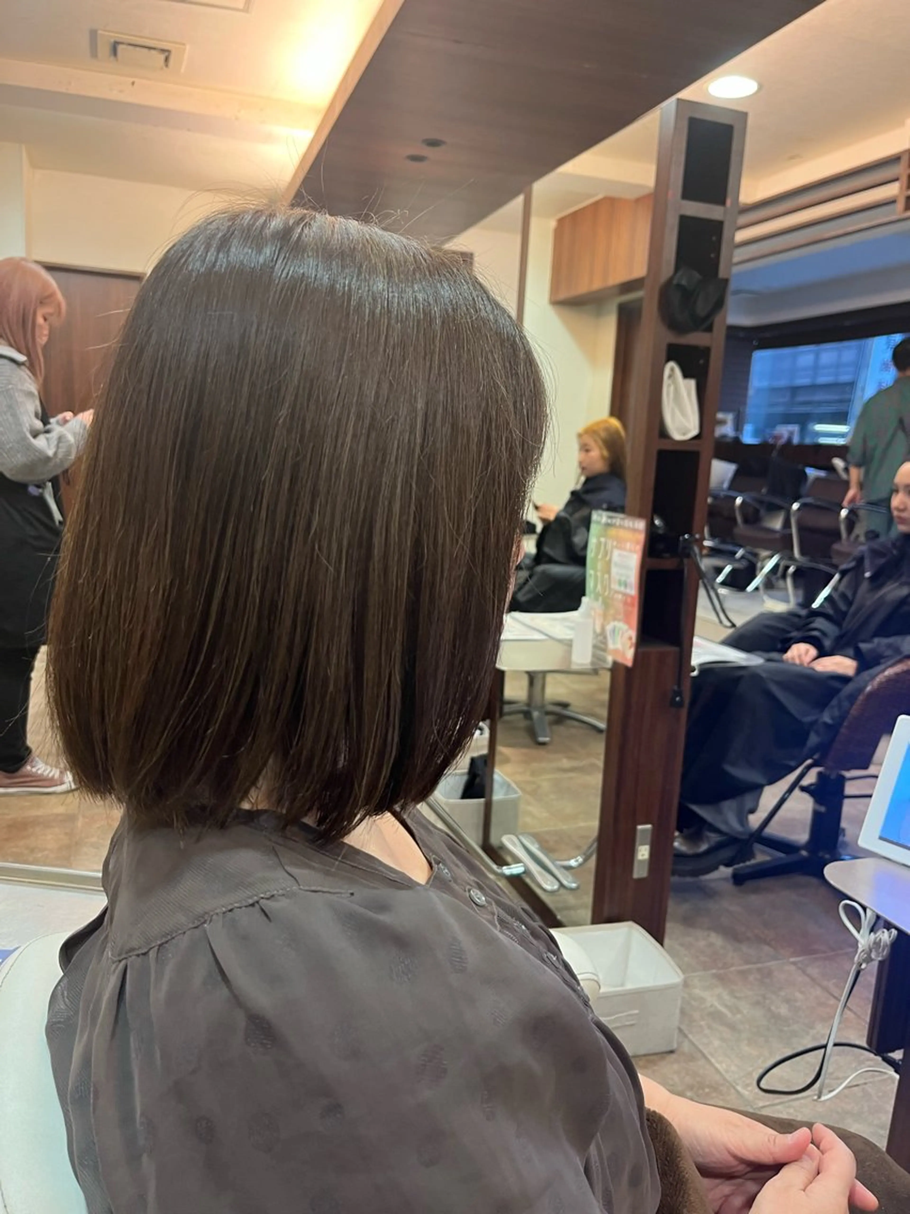 ミディアム 本田 知範のヘアスタイル