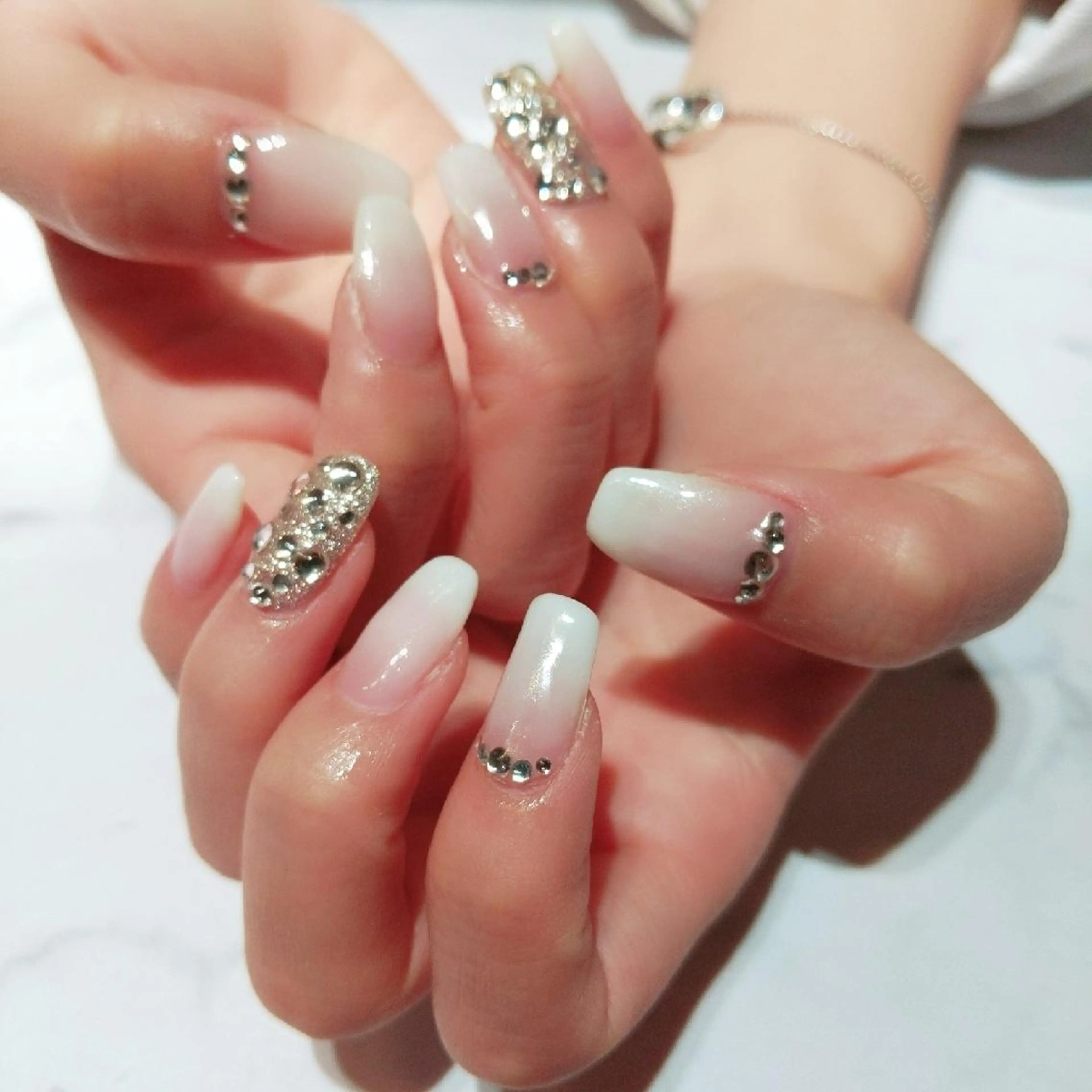 ネイル あ きのネイルデザイン