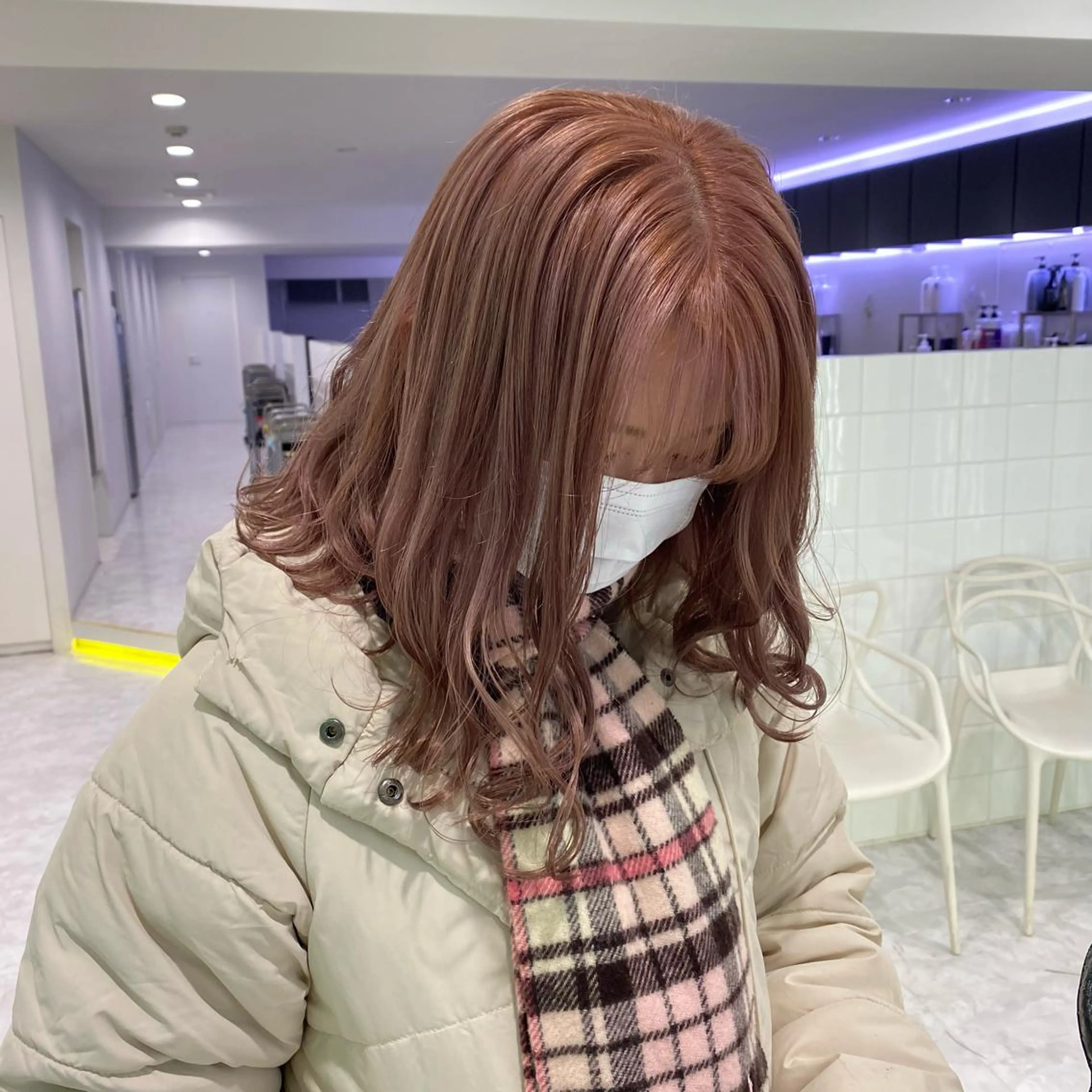 セミロング カラー ヘアアレンジ ヘアカラー トリートメント mai🍑暖色カラー /レイヤー💖のヘアスタイル