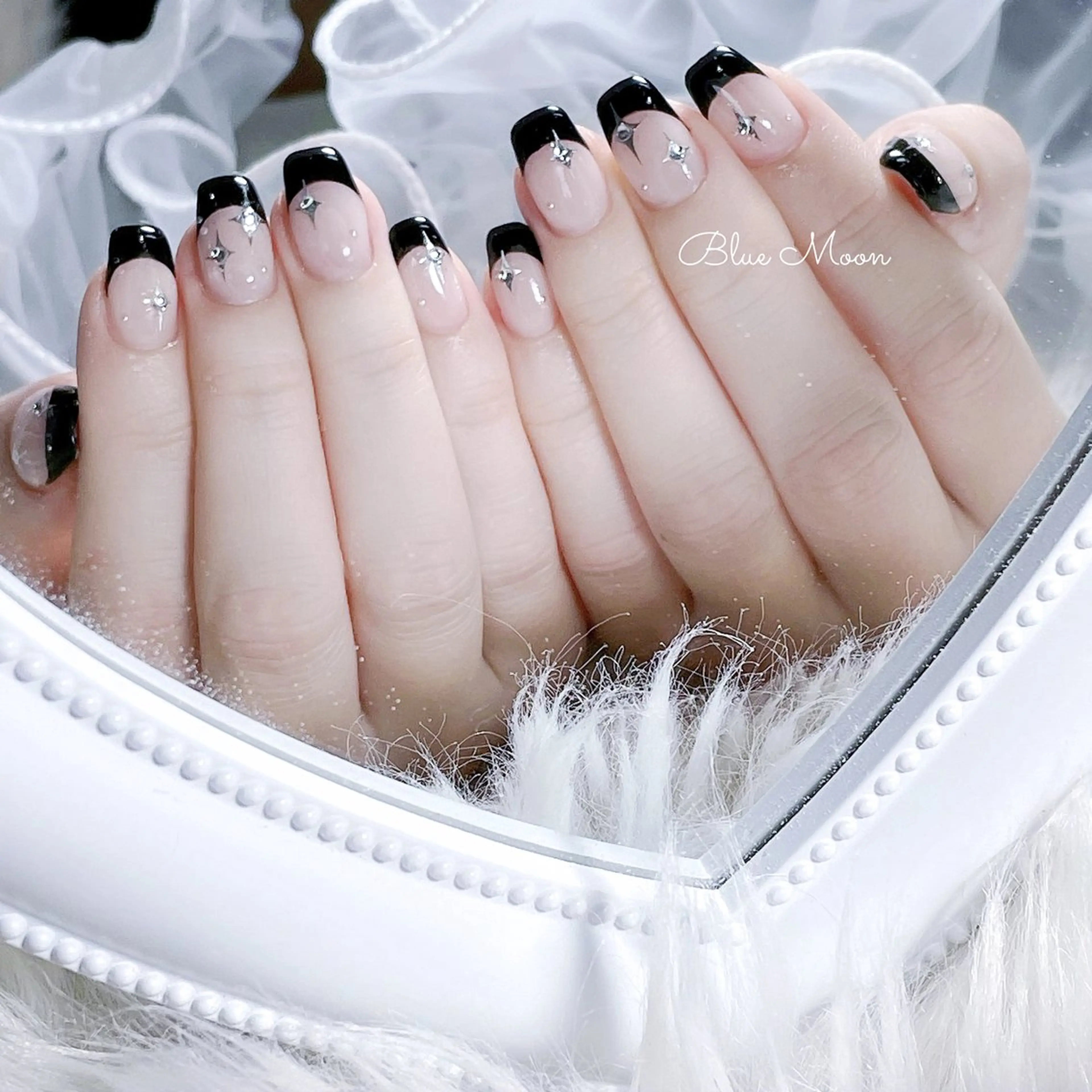 ネイル ハンドネイル ハンドケア nail salon Blue Moonのネイルデザイン