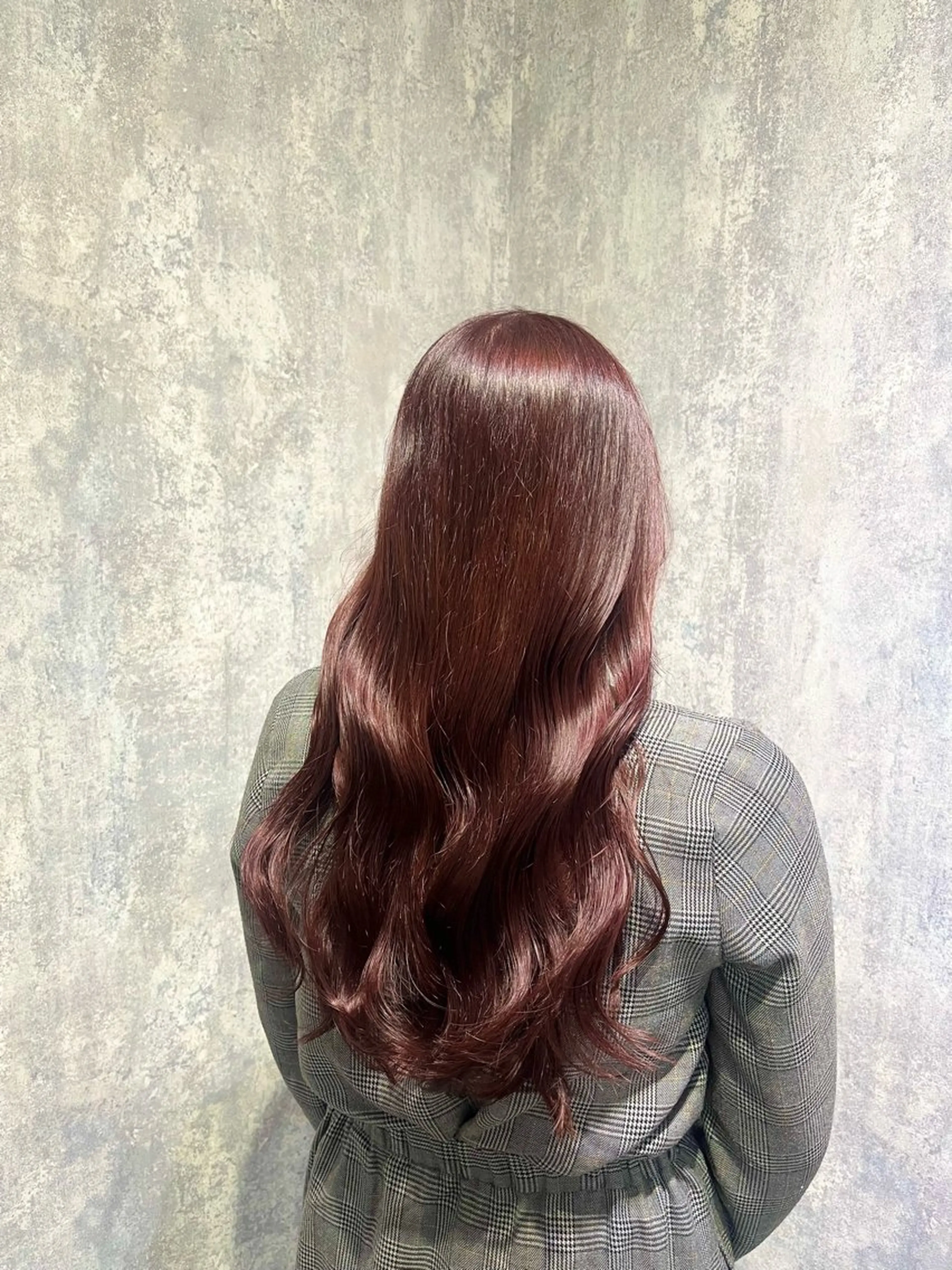 セミロング カラー ピンクカラー バイオレットカラー カット ヘアカラー トリートメント 詩乃🎀ピンク 暖色系🫧レイヤーのヘアスタイル