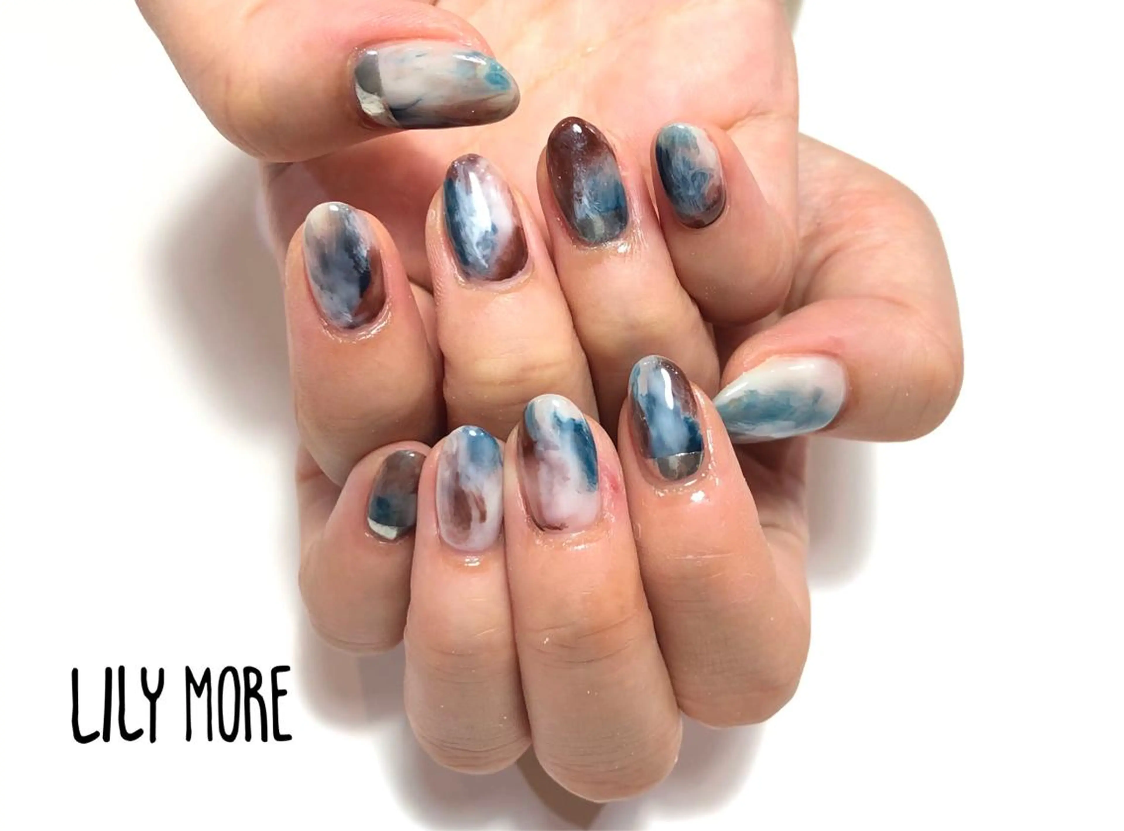 ネイル ニュアンスネイル Lily closetのネイルデザイン