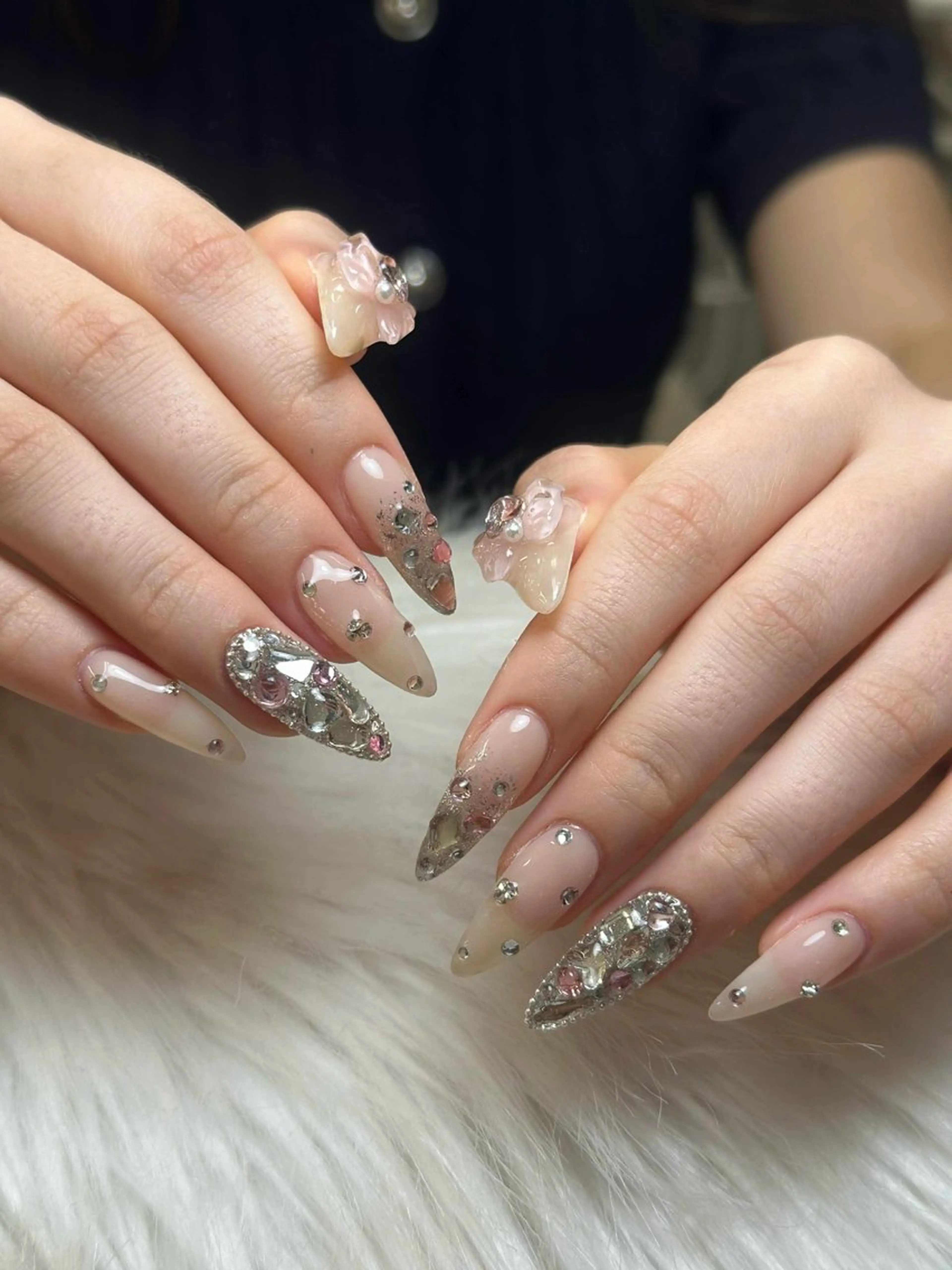 ネイル アートネイル 成人式 ジェルネイル ニュアンスネイル 夏ネイル Nie Nail Shinokuboのネイルデザイン