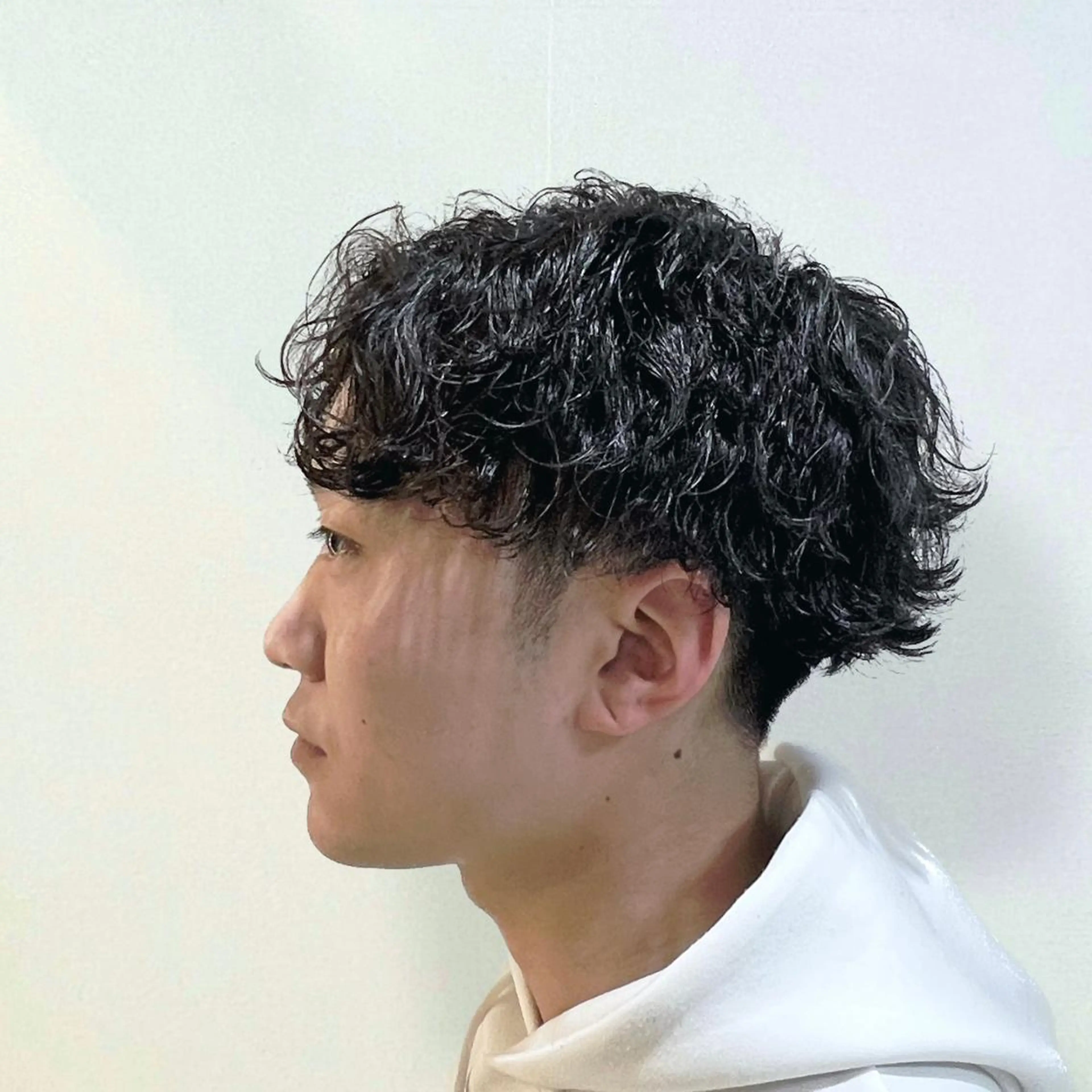 パーマ メンズ カット パーマ ハッシュ・ウルフ🐺 小顔レイヤー松山直史のヘアスタイル