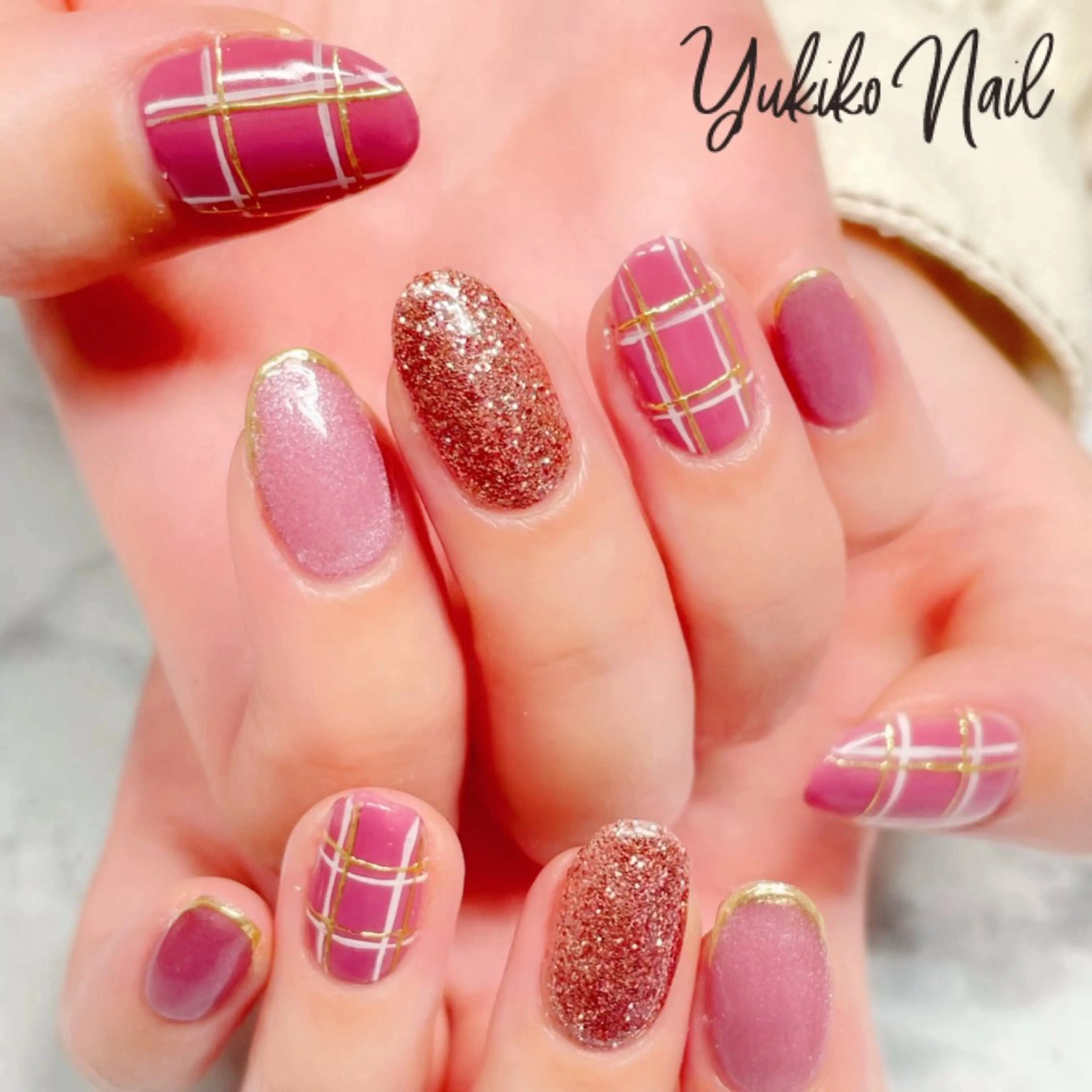 ネイル ミラーネイル ピンク ユキコ ネイルのネイルデザイン