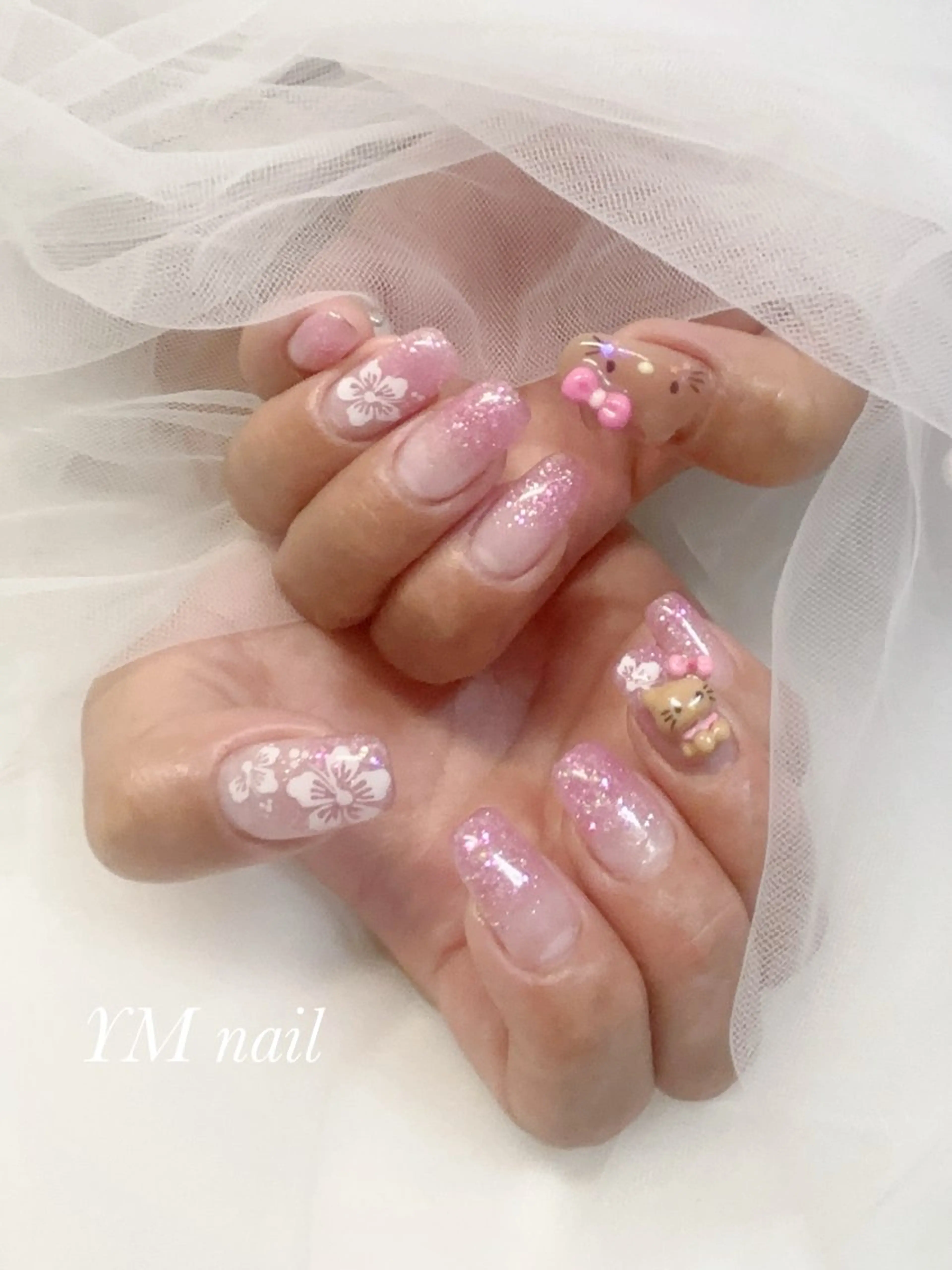 ネイル グラデーション ラメ(グリッター) ラメグラデーション ピンク 夏ネイル YM nailのネイルデザイン