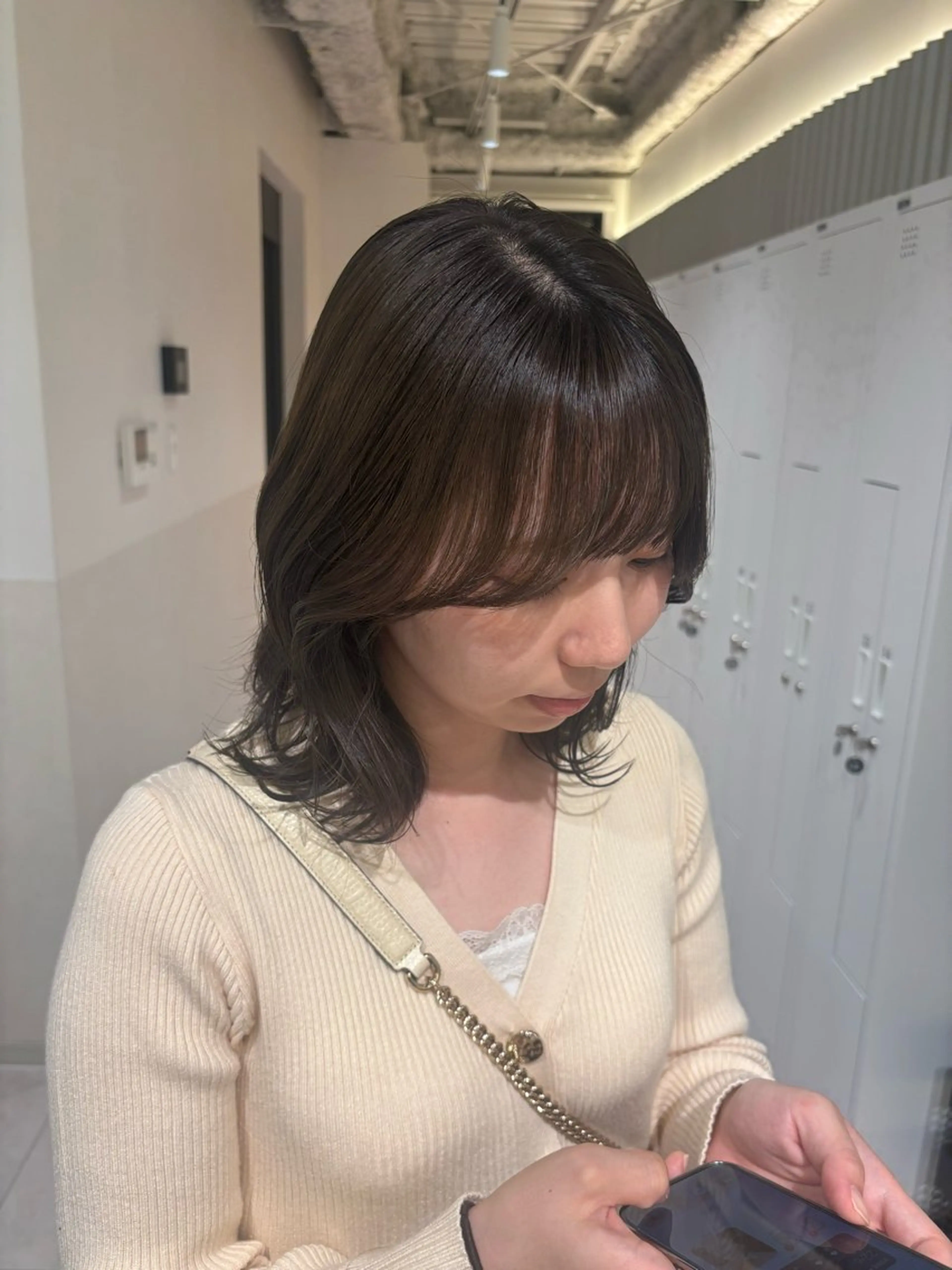 ミディアム カラー パーマ ヘアアレンジ 透明感カラー カット ヘアカラー トリートメント ヘッドスパ ヘアセット 押切 響　のヘアスタイル