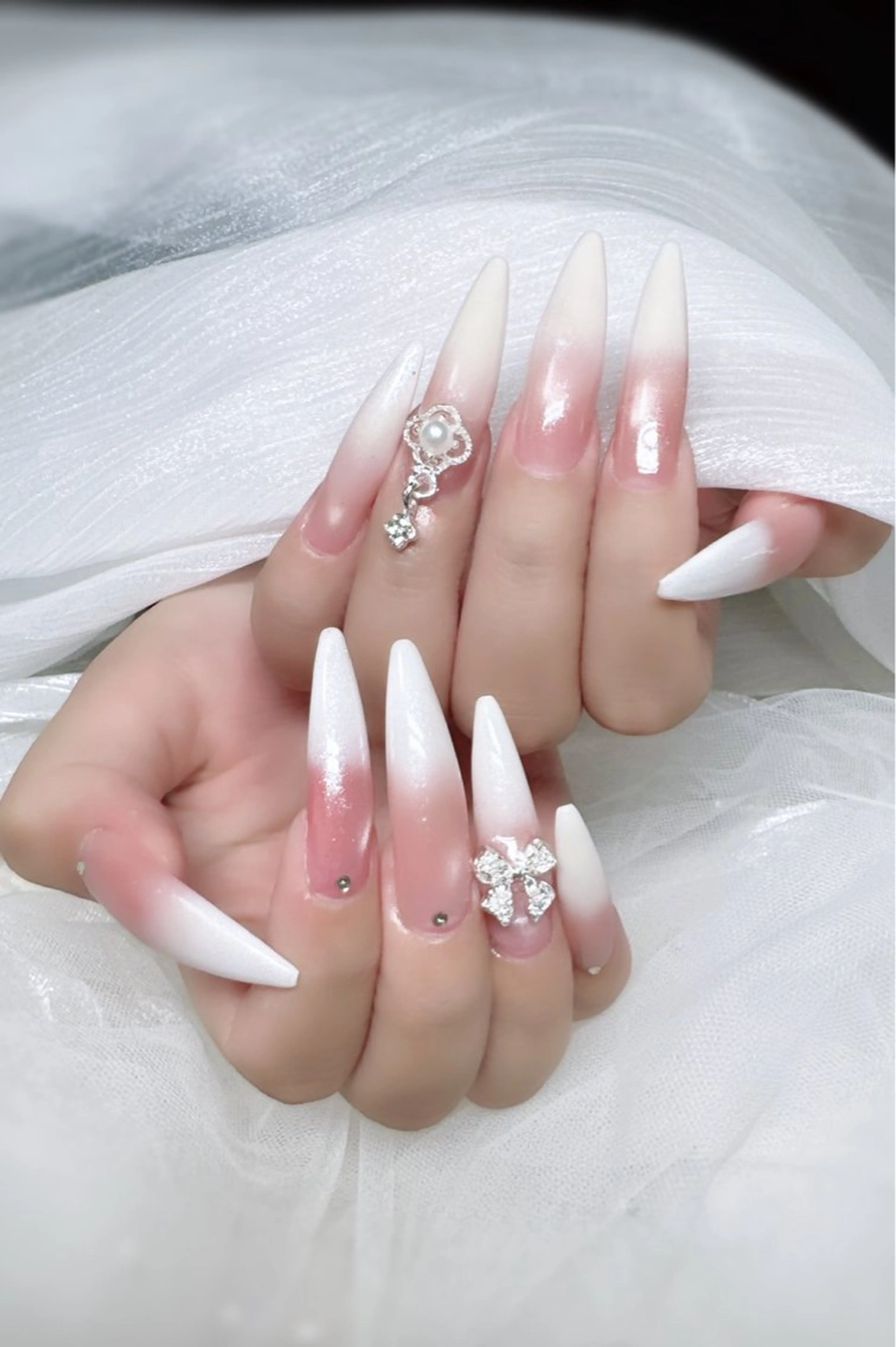 ネイル ハンドネイル 高島 夏海のネイルデザイン