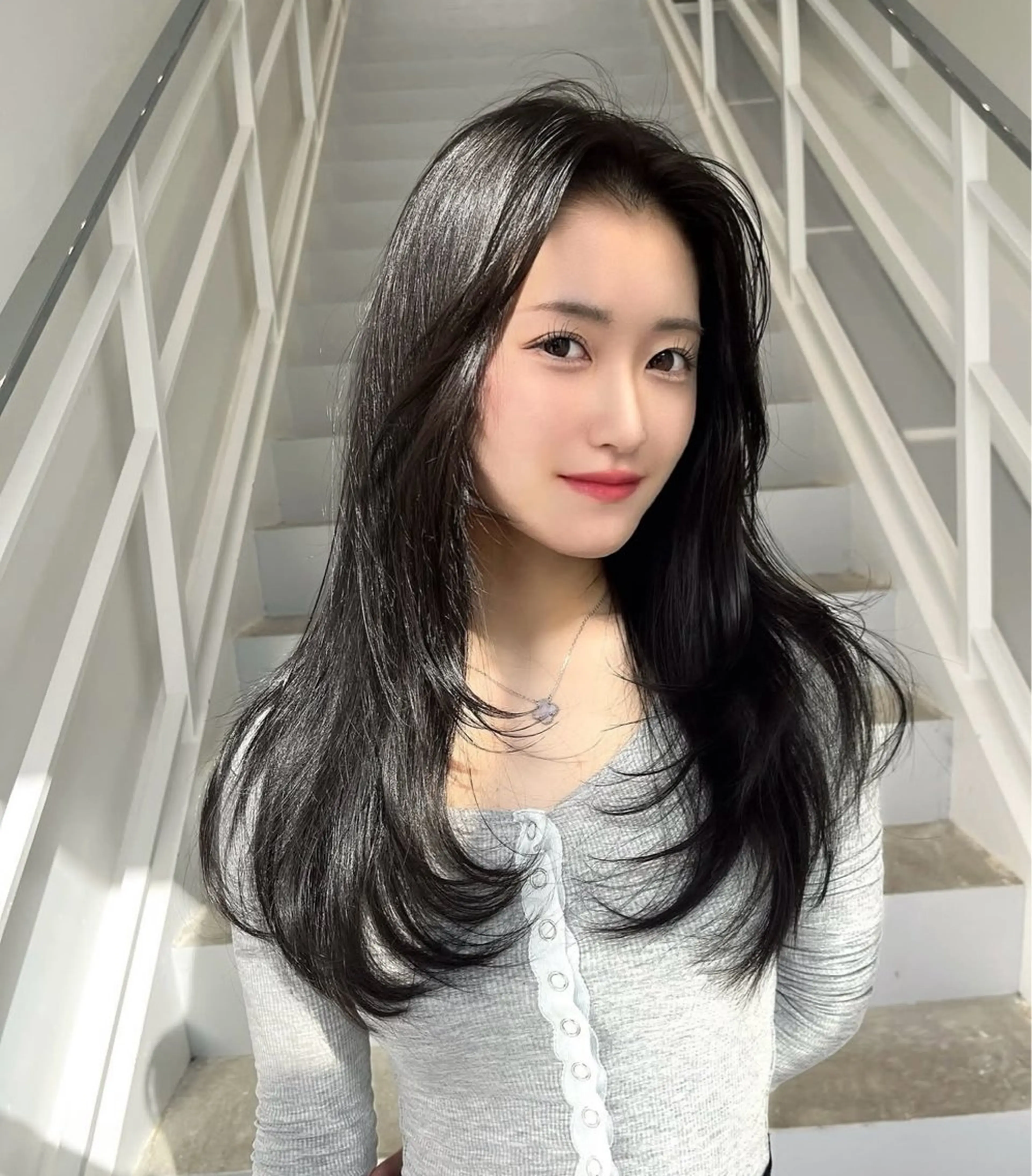 ロング カラー レイヤー/髪質改善 /透け感カラー/艶髪のヘアスタイル