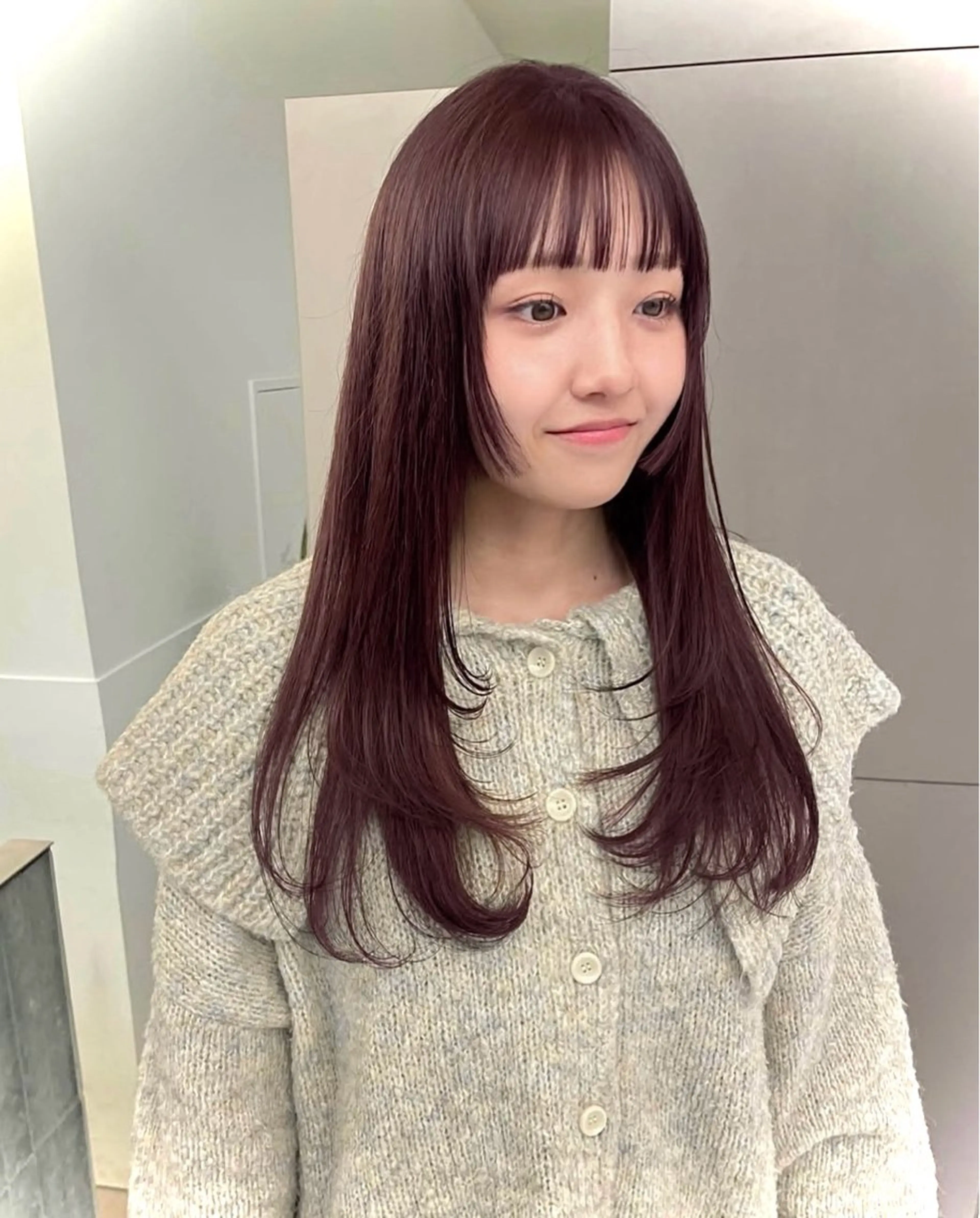 ロング レイヤーカット ローレイヤー カット ヘアカラー トリートメント 似合わせレイヤー ＆透明感カラーのヘアスタイル