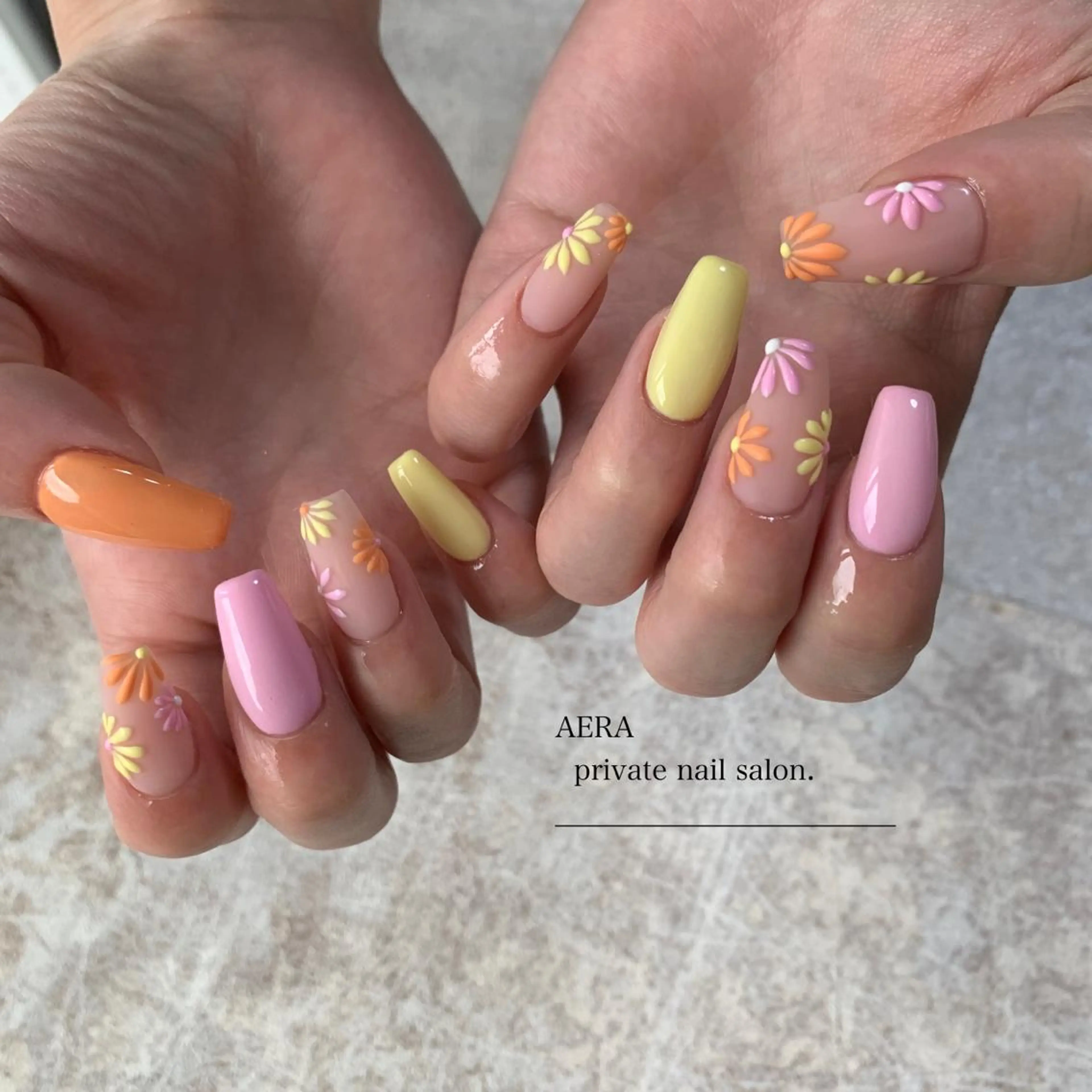 ネイル AERA nail shino🐱⸝꙳のネイルデザイン