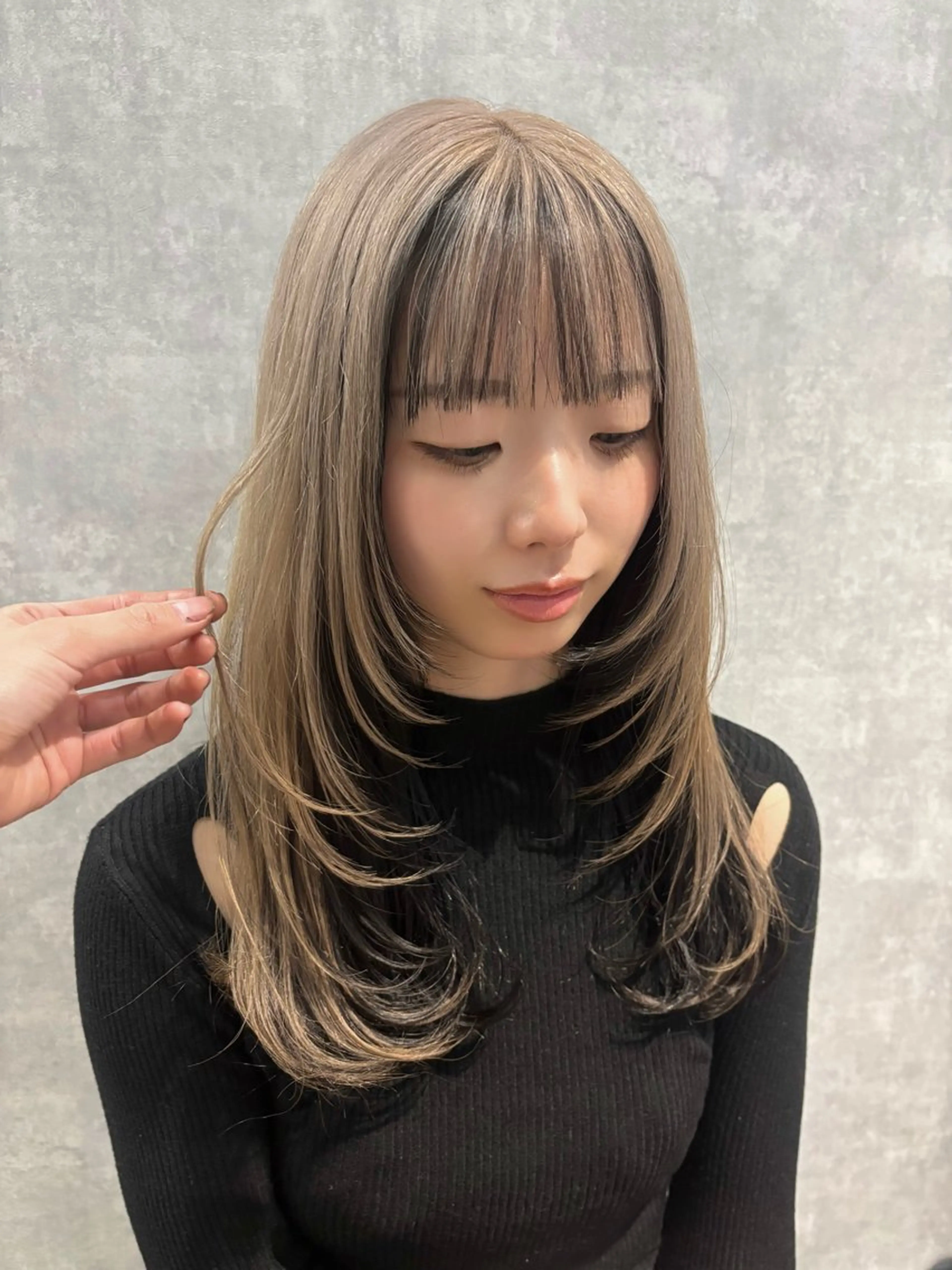 ロング カット ヘアカラー トリートメント 🌐NATSUMI 🌐【寒色カラー】のヘアスタイル