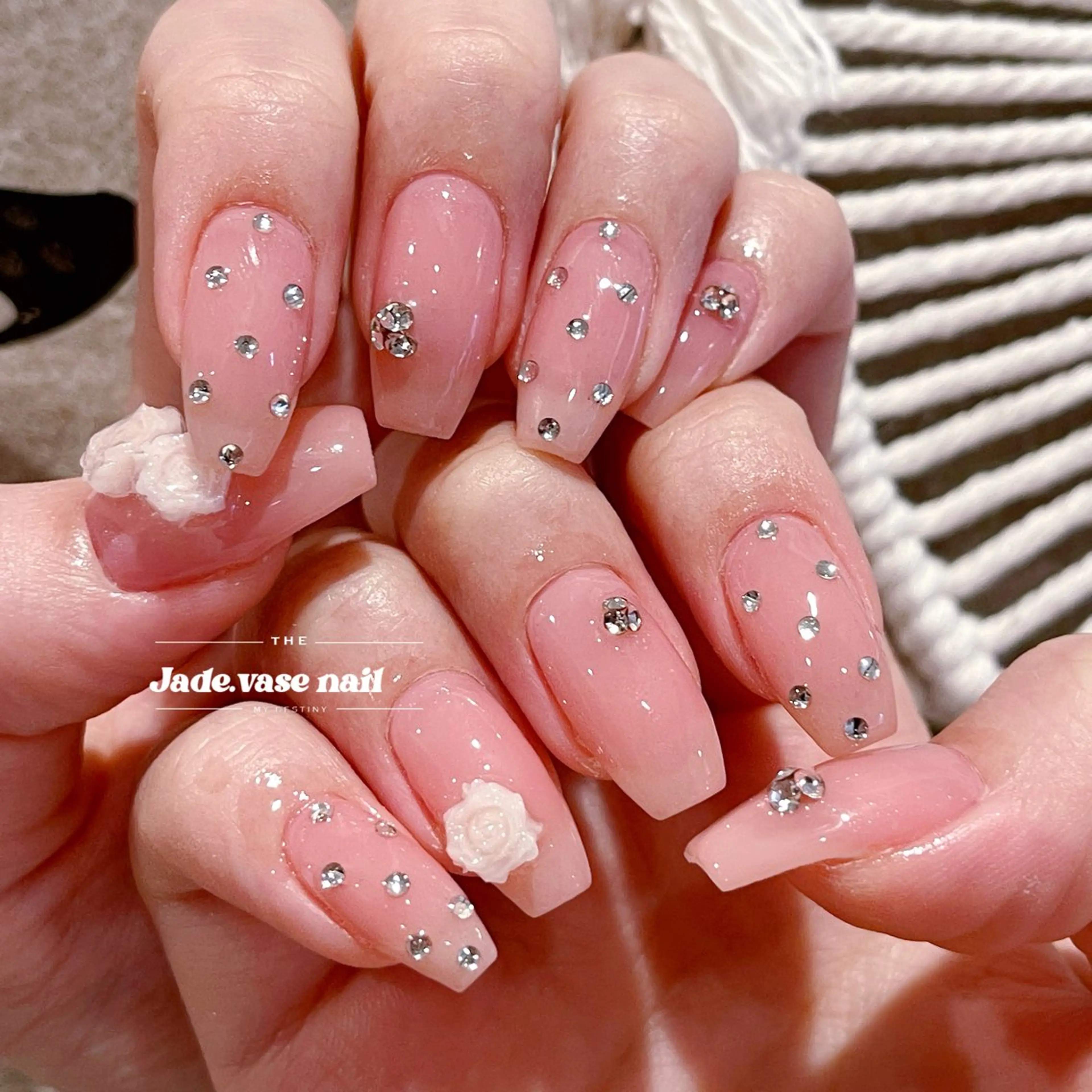 ネイル ハンドネイル ハンドケア ✰Jade.vase 银座のネイルデザイン