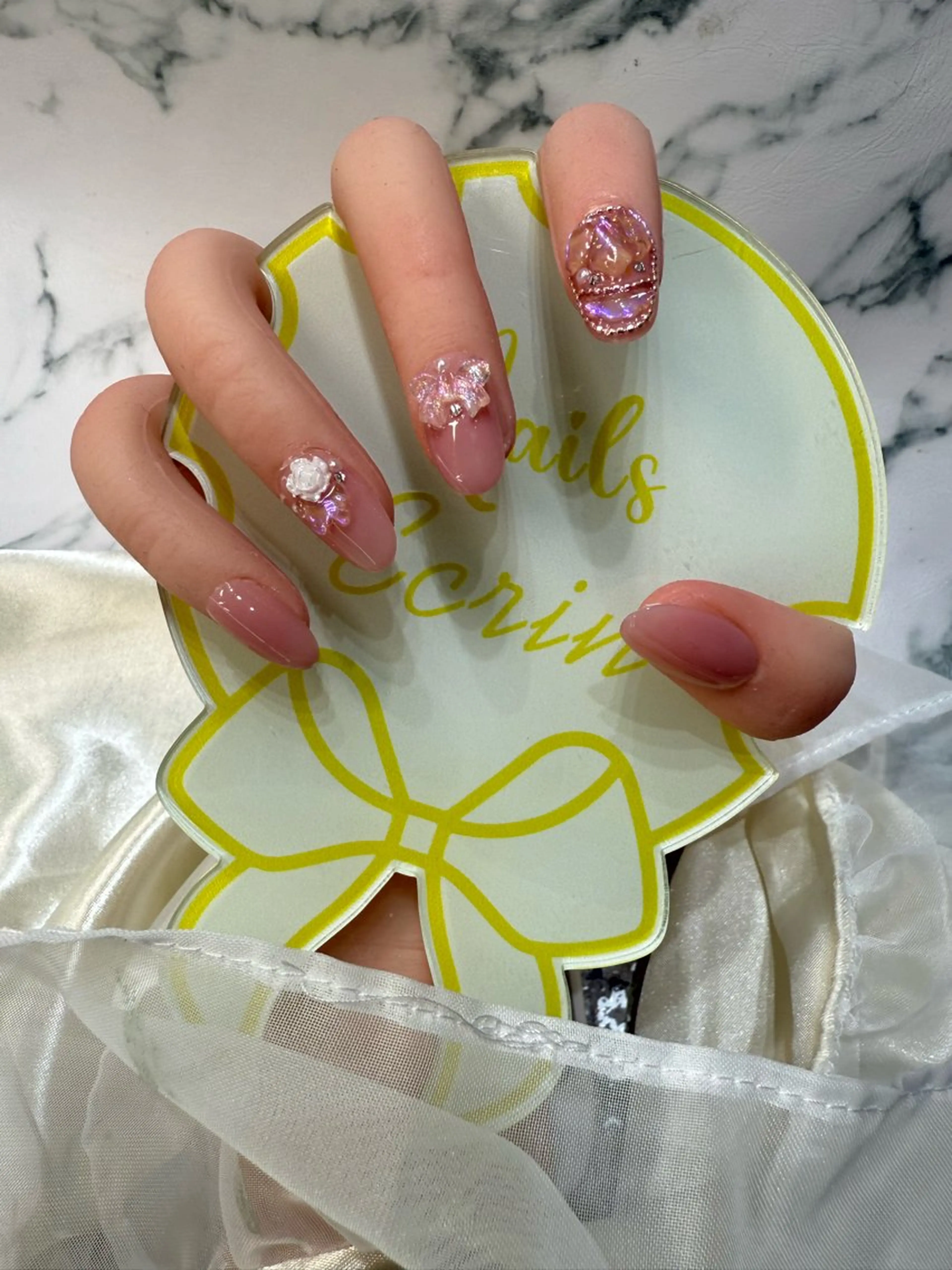 ネイル NailSalon✨ Écrinエクランのネイルデザイン