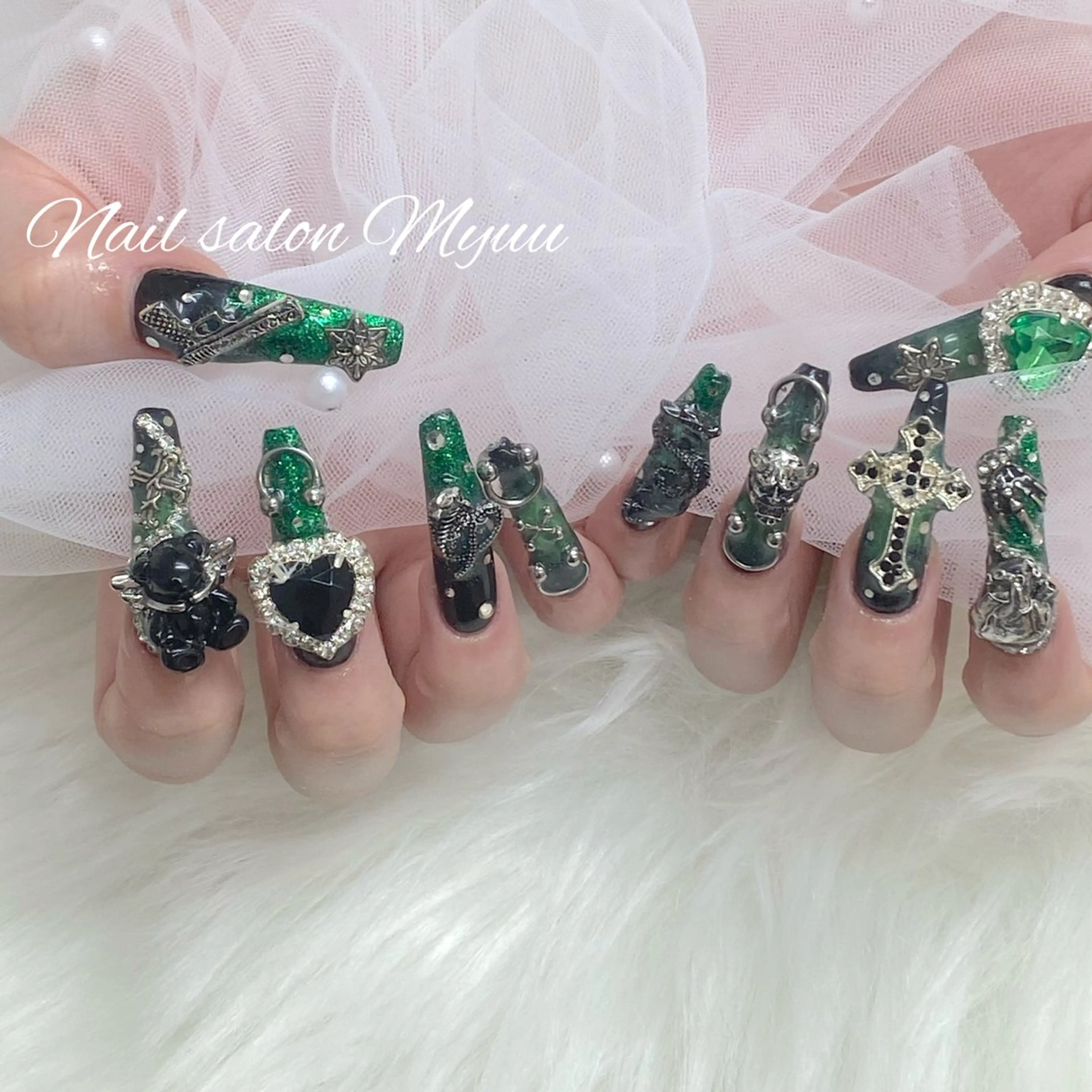 ネイル ロングネイル 持ち込み スカルプネイル ネイルチップ Nailsalon Myuu笠原のネイルデザイン