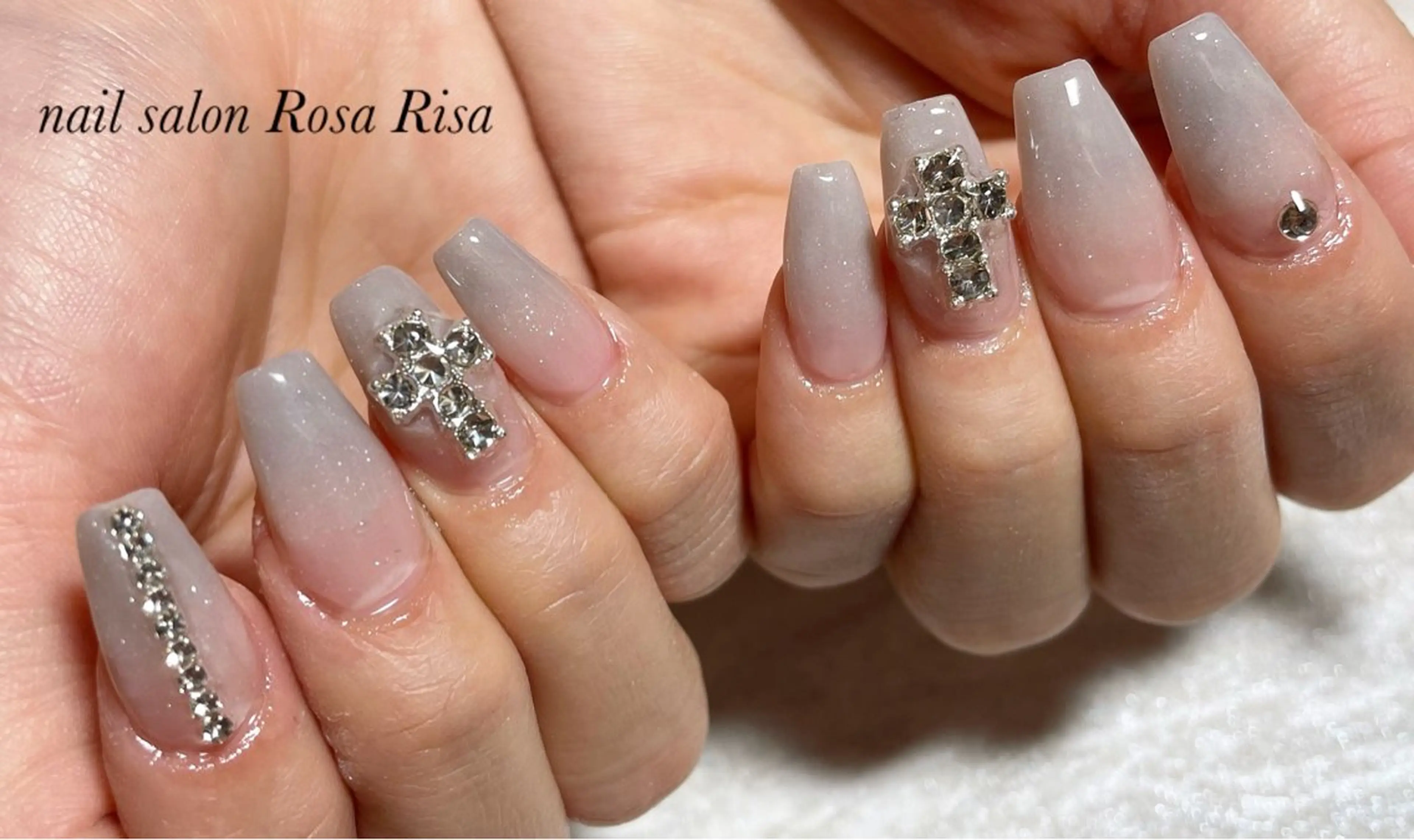 ネイル ネイルスタジオ シェイクユアハンズのネイルデザイン