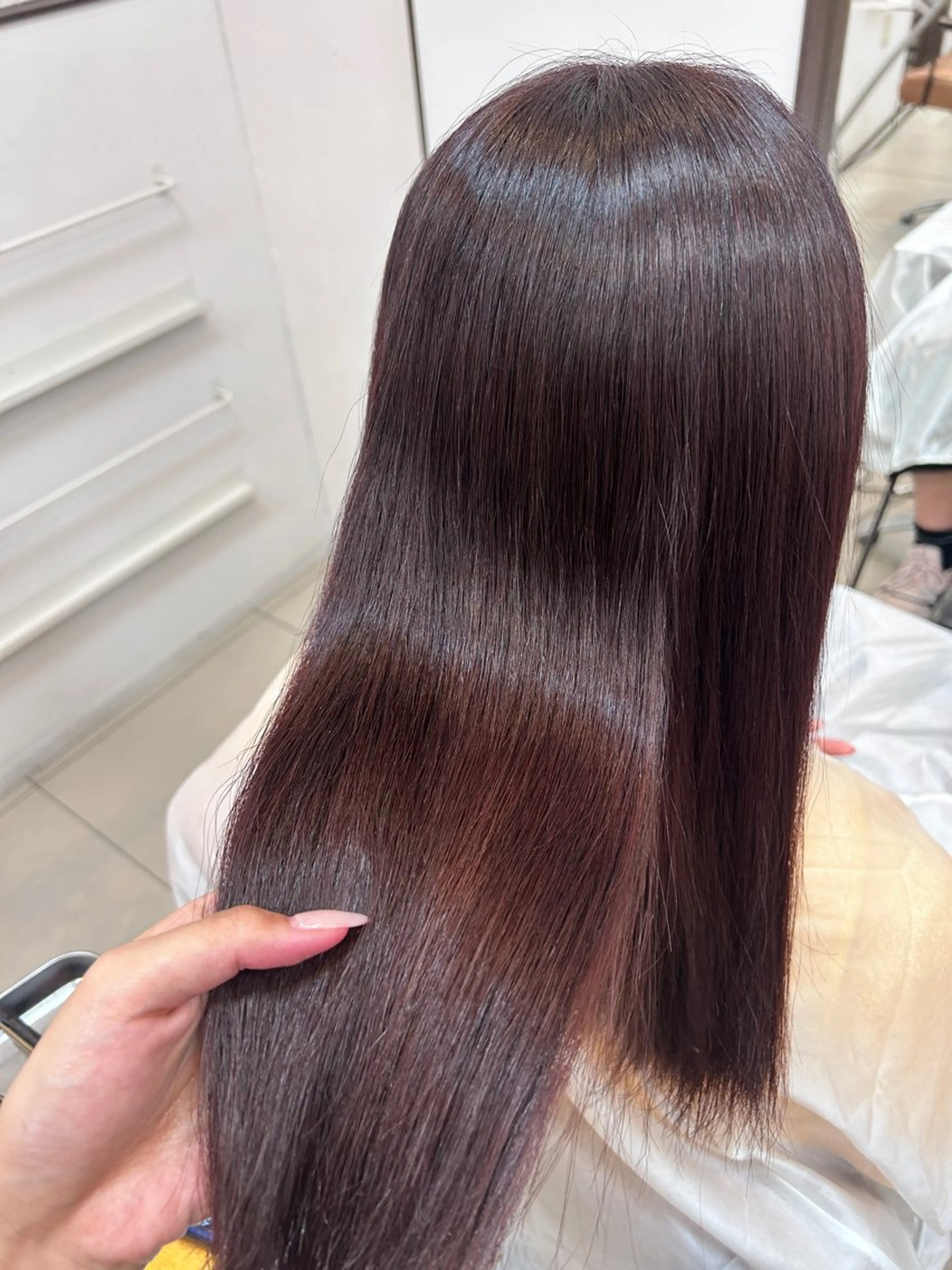 ロング カラー ブラウンカラー ピンクカラー ピンクブラウン 阪田 真奈未のヘアスタイル