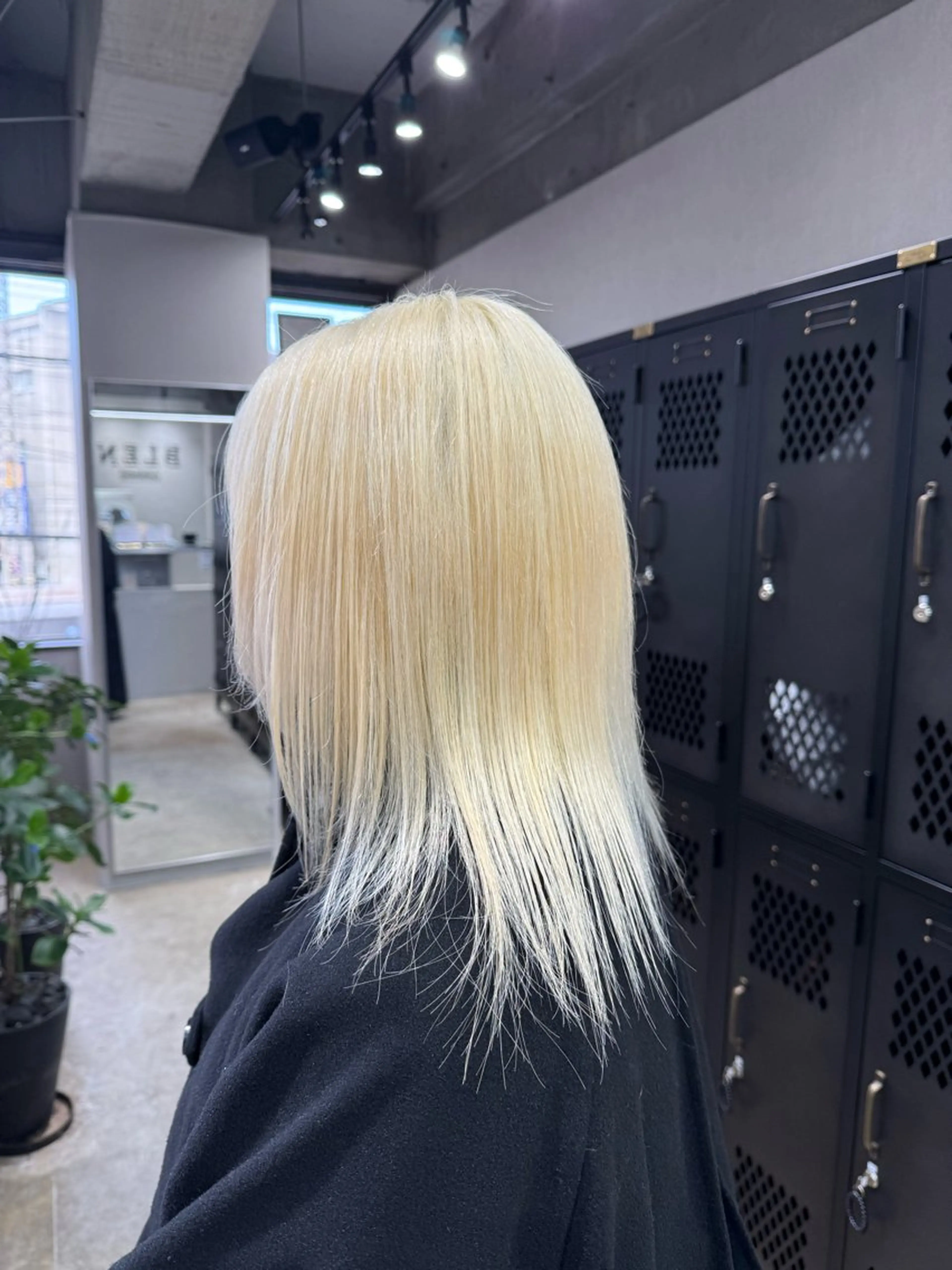 カラー ヘアカラー ルシ🎨/ハイトーン デザイン/髪質改善のヘアスタイル