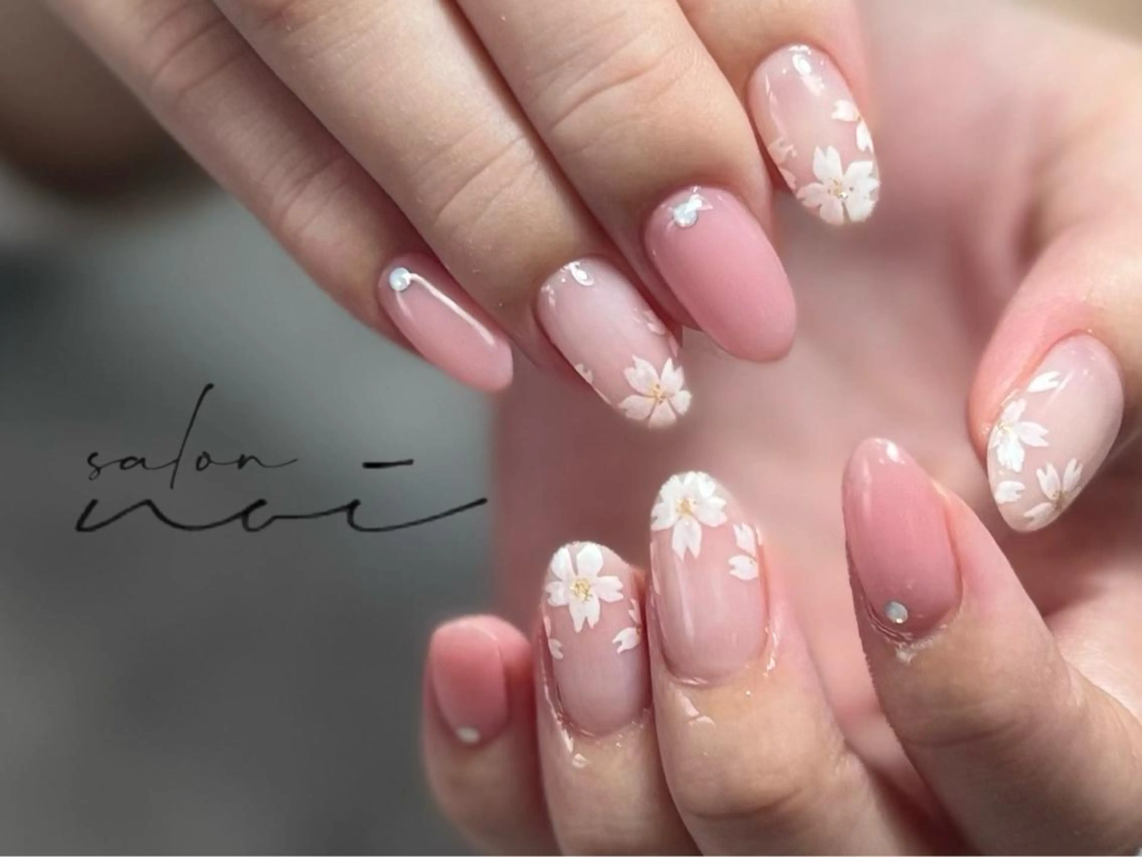 ネイル 桜ネイル ハンドネイル salon noiのネイルデザイン