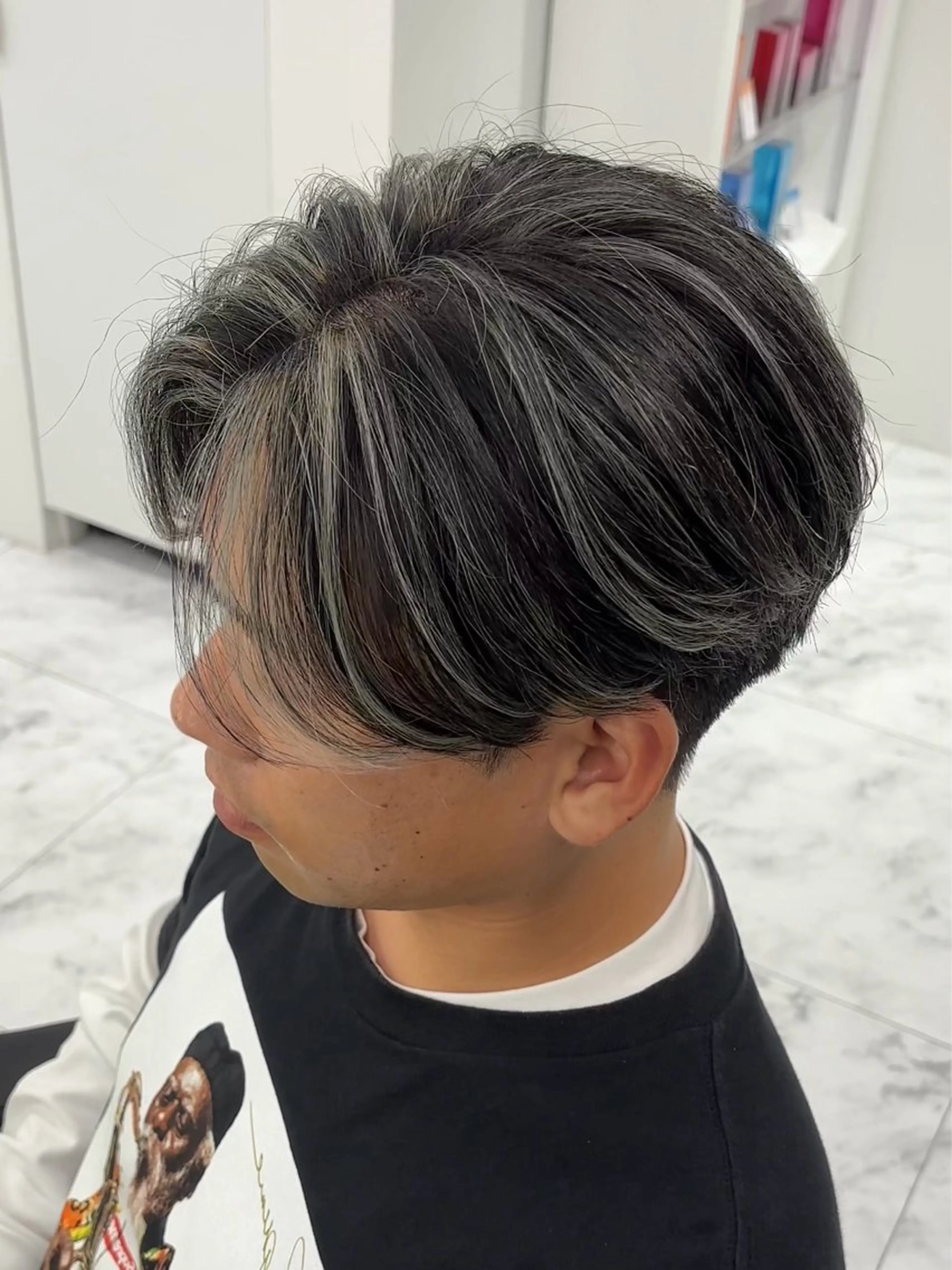 カラー メンズ メンズメッシュ メッシュ シルバー カット ヘアカラー メンズ特化型美容師 ‪‪★あおいのヘアスタイル