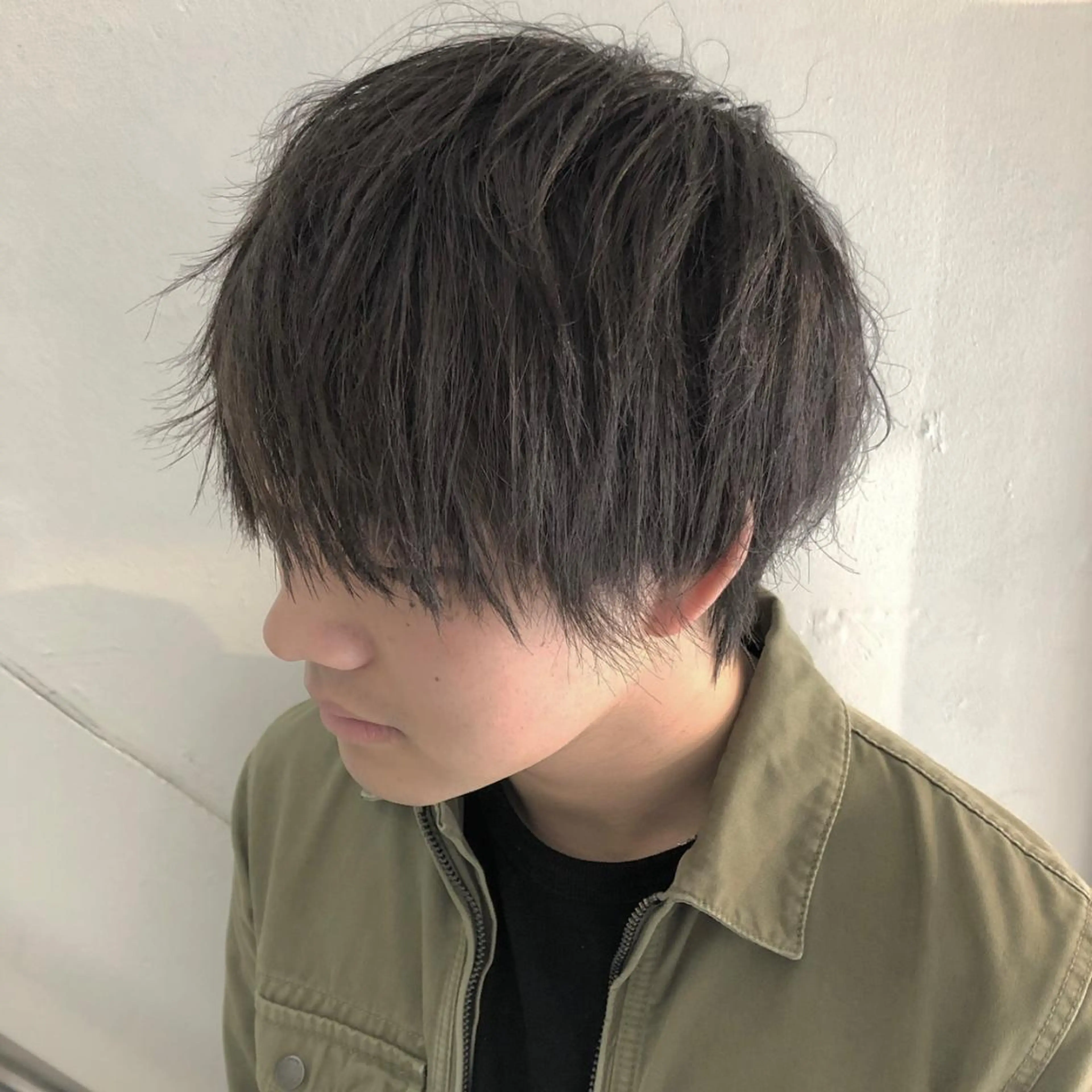 ショート カラー メンズ CLUTCH天王寺 西藤遥河のヘアスタイル