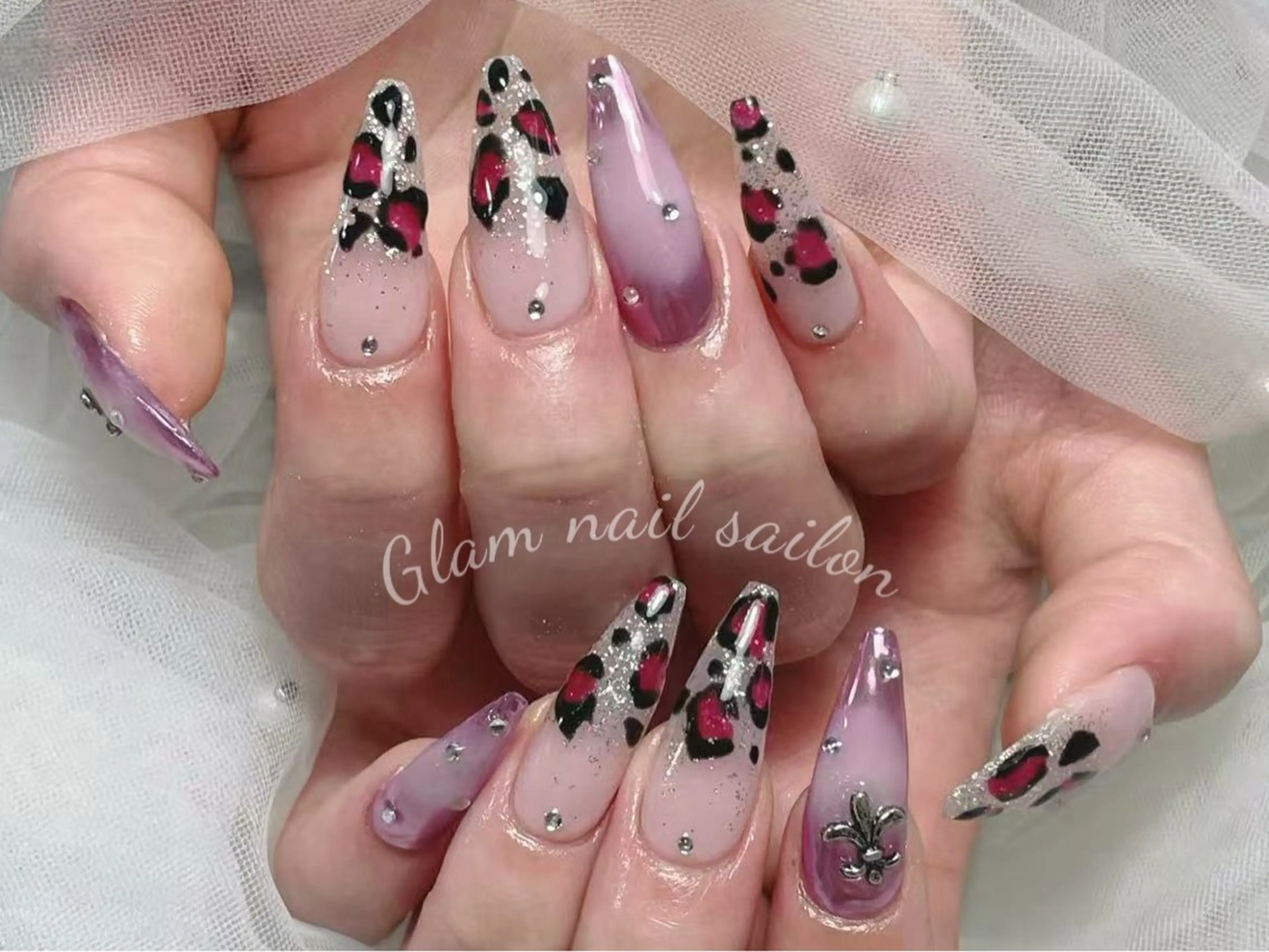 ネイル エツメ💅 長さだし🎀デザインのネイルデザイン