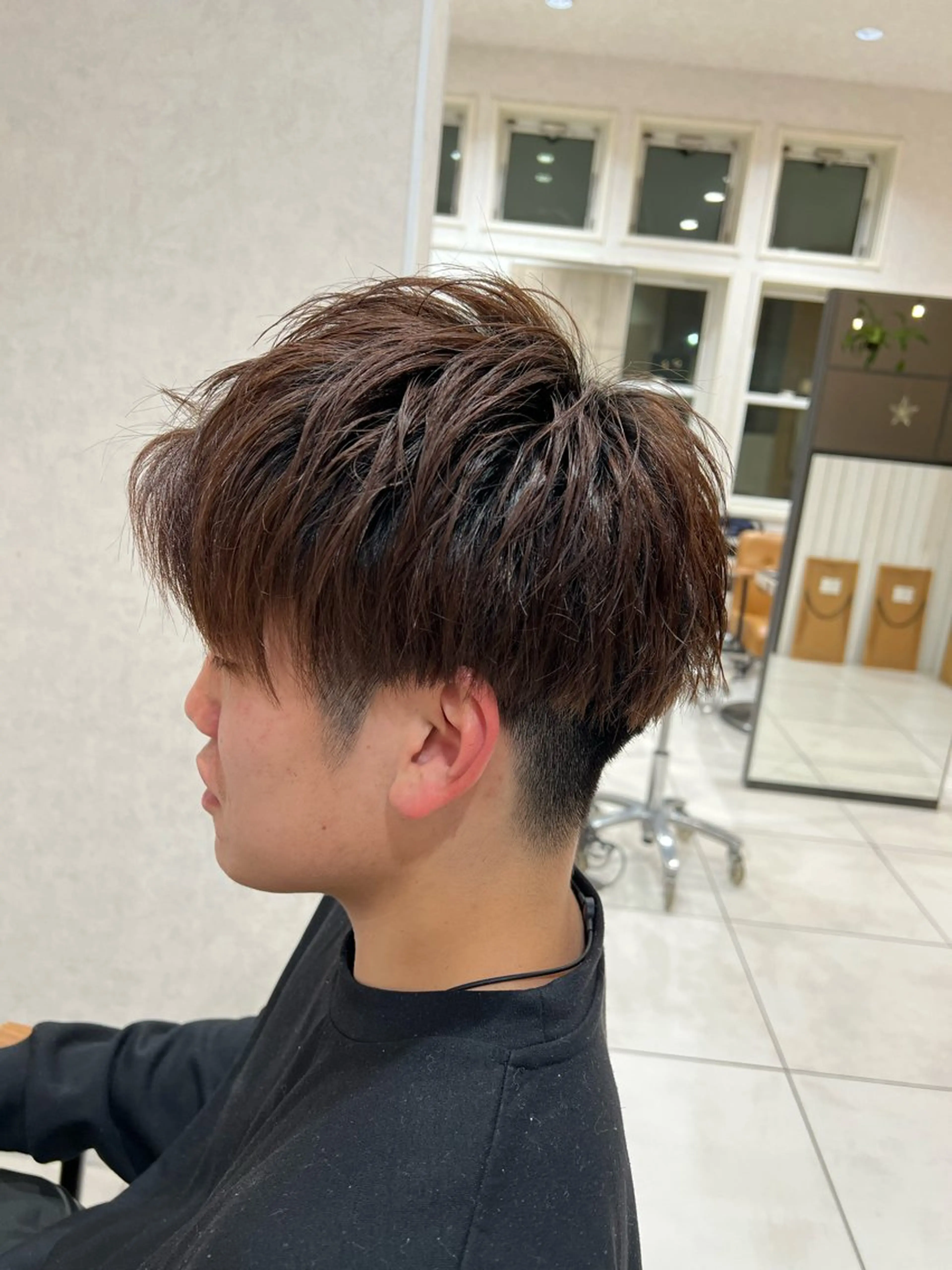 カラー メンズ特化フェザー パーマ🚗タケシのヘアスタイル