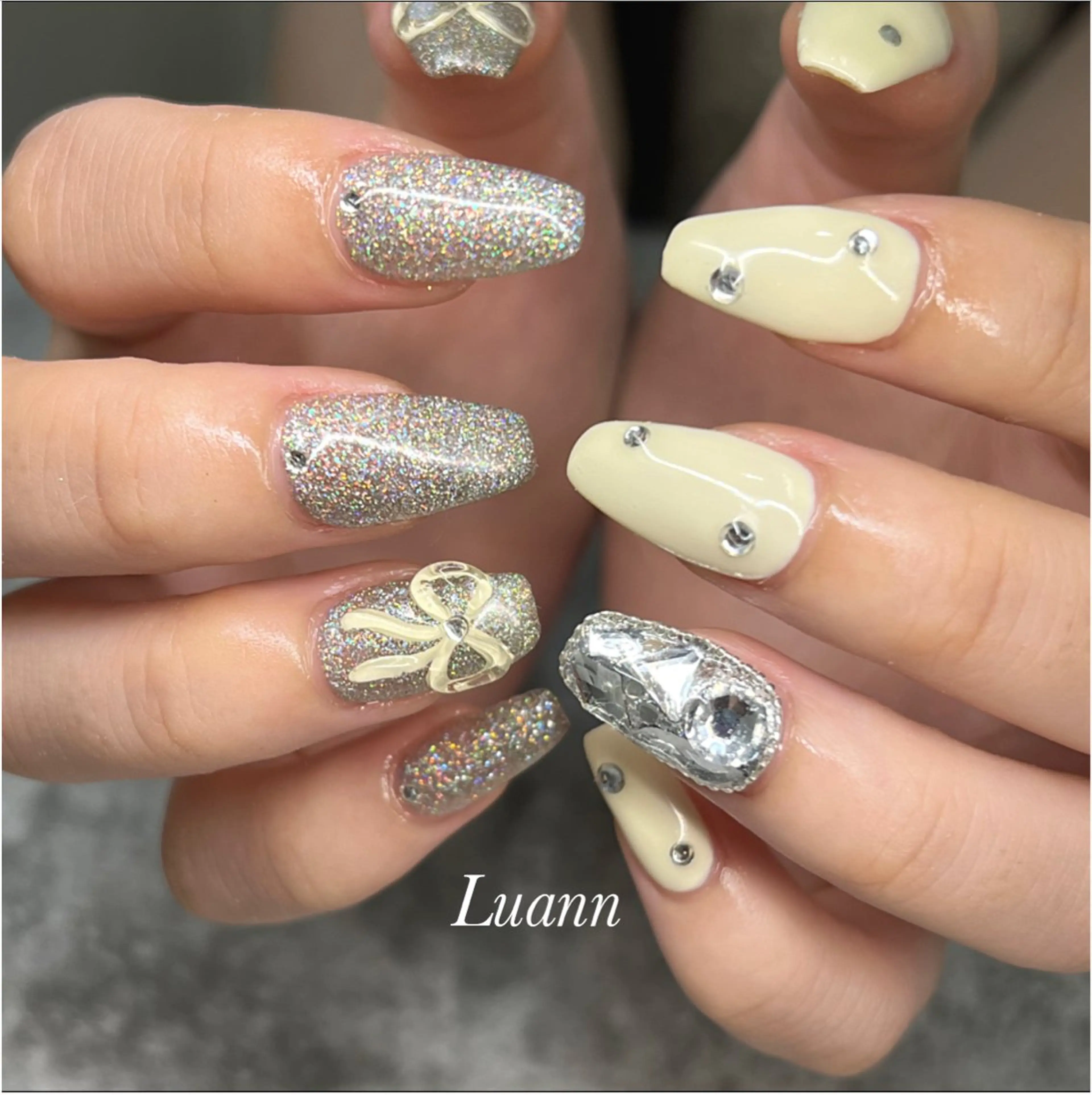 ネイル 韓国ネイル ラメ(グリッター) ニュアンスネイル ぷっくりネイル リボン ハンドネイル Luann nail Sakiのネイルデザイン