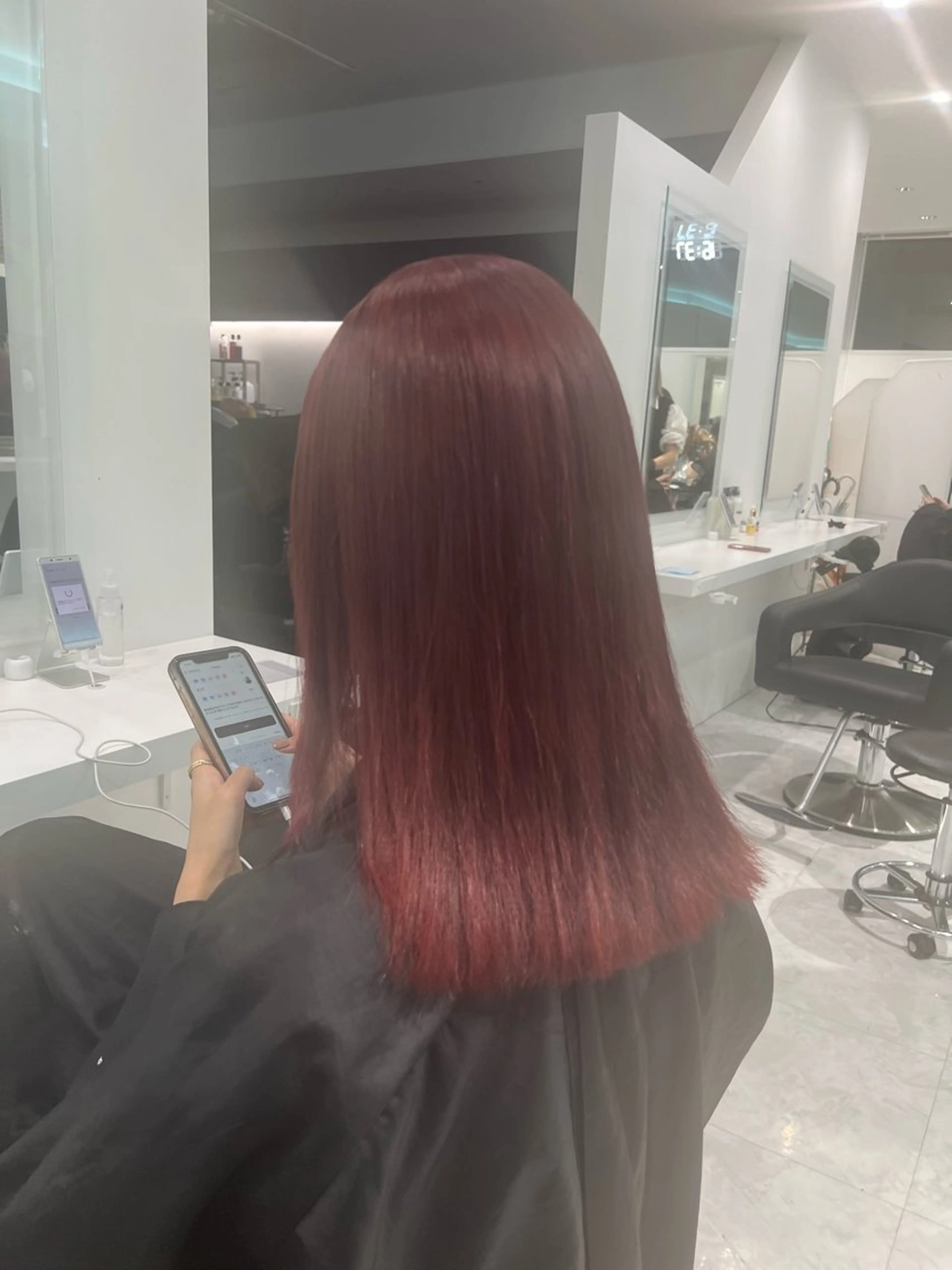 ロング カラー ブリーチ ブリーチなしカラー レッドカラー 髪質改善 トリートメント ブリーチなし特化 美容師💖SAE💖のヘアスタイル