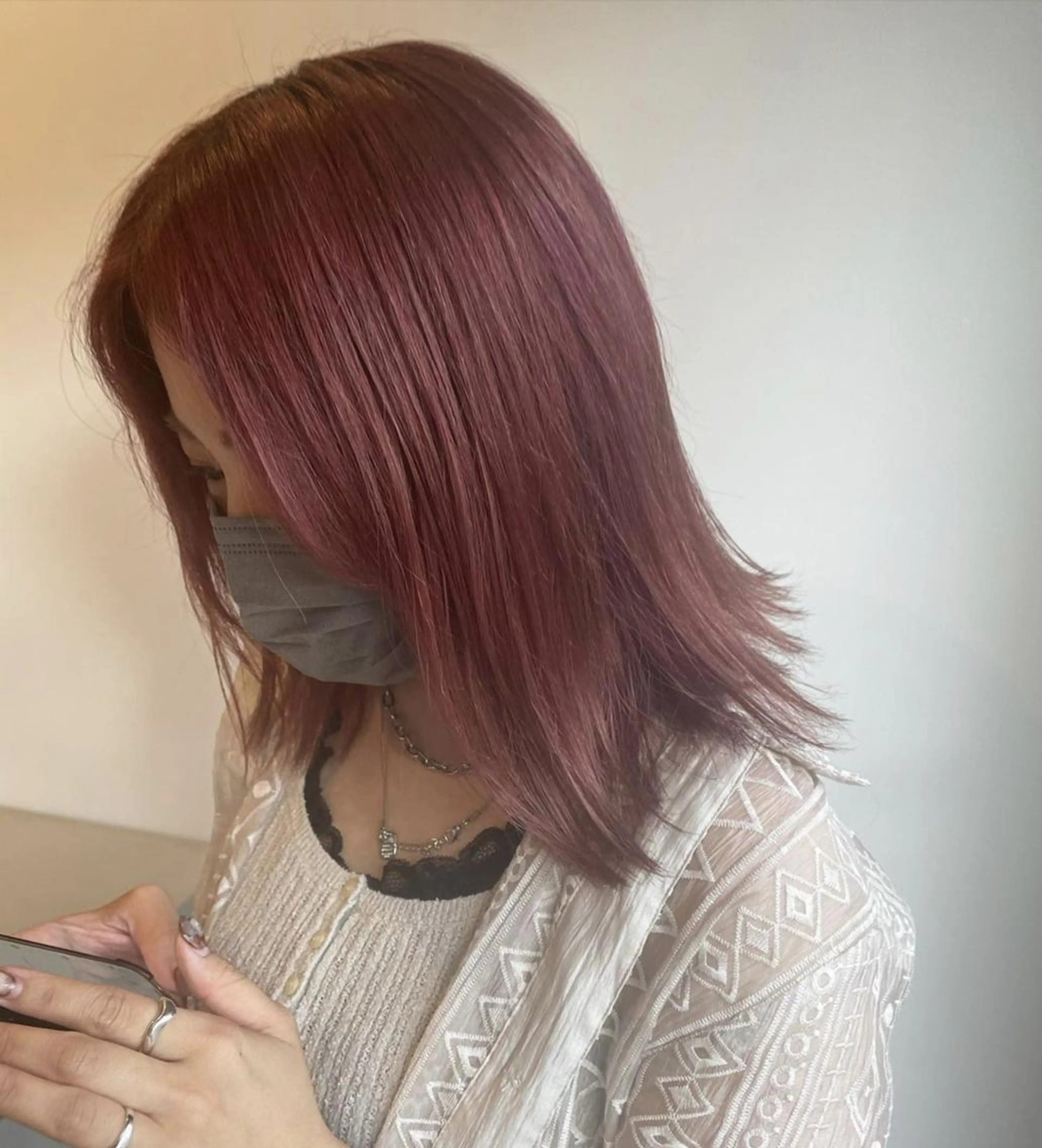 ミディアム パーマ カラー ショートボブ ミディアムパーマ アディクシーカラー ブリーチ ケアブリーチ ヘアカラー CEINE OURのヘアスタイル