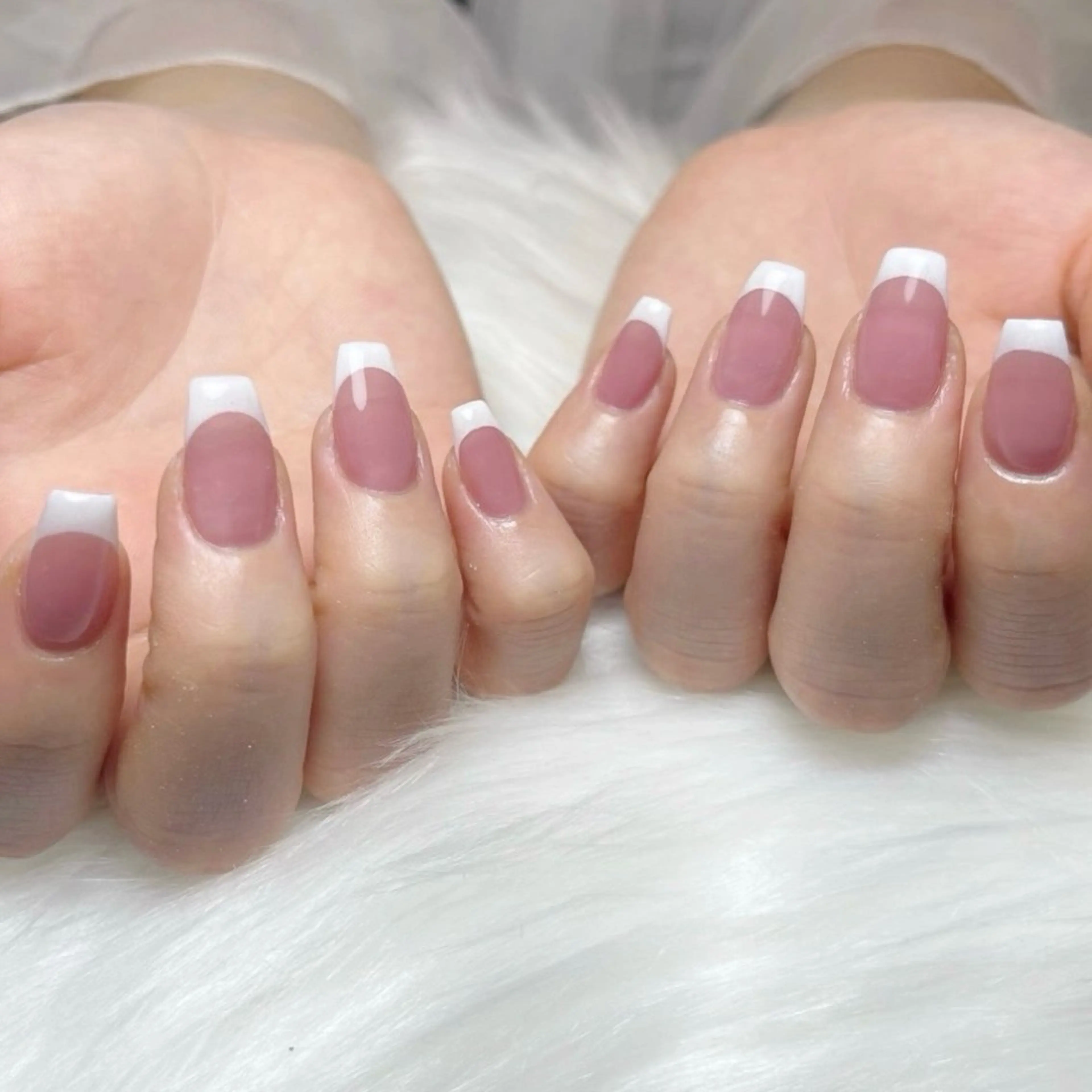 ネイル ブルー 長さ出し フレンチネイル グラデーション 🌷yui ネイル🌷のネイルデザイン